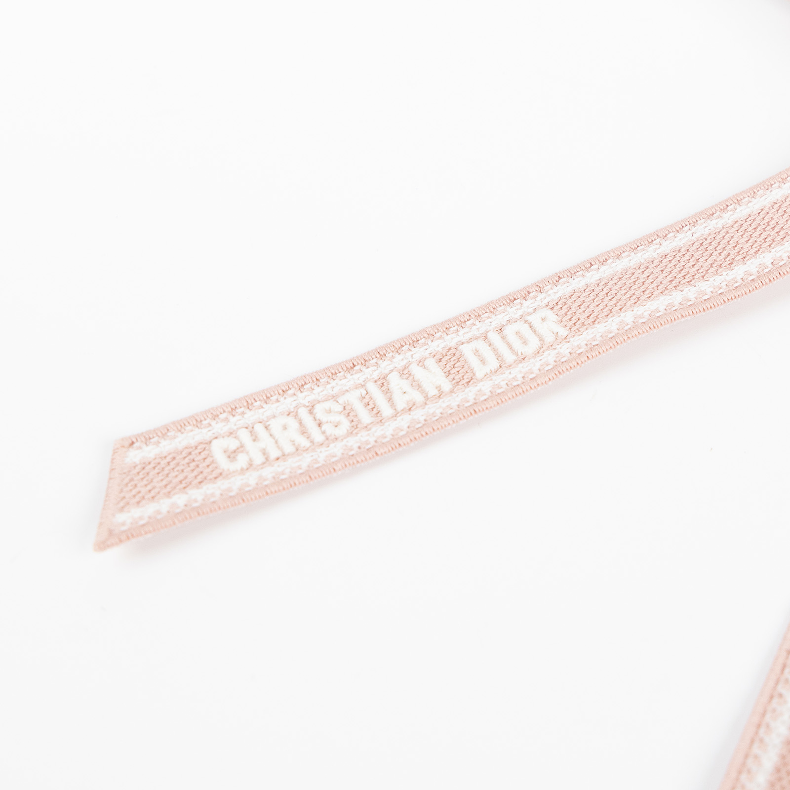 迪奧 CHRISTIAN DIOR Dior Twist 蝴蝶結 刺繡 45DTE952X130 粉蝴蝶夾髮夾 原廠盒子