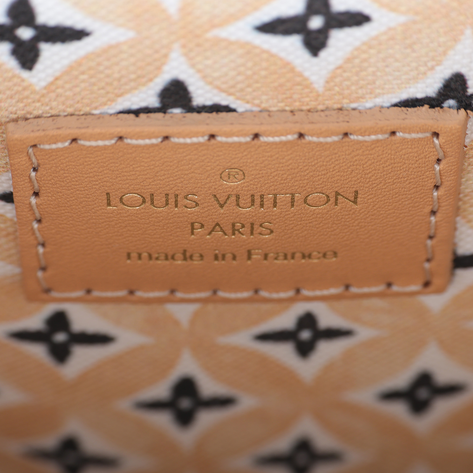路易威登 LOUIS VUITTON Néonoé BB 束口水桶包 LV By The Pool M22985 晶片款  原廠盒子/防塵袋/背帶