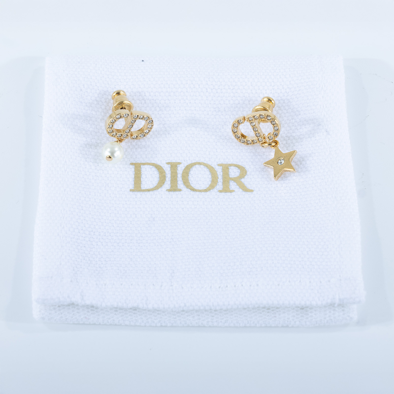 迪奧 CHRISTIAN DIOR Petit CD Lucky Charms 耳釘 金色 E3714WOMCY_D03S CD珍珠星星耳環 防塵袋
