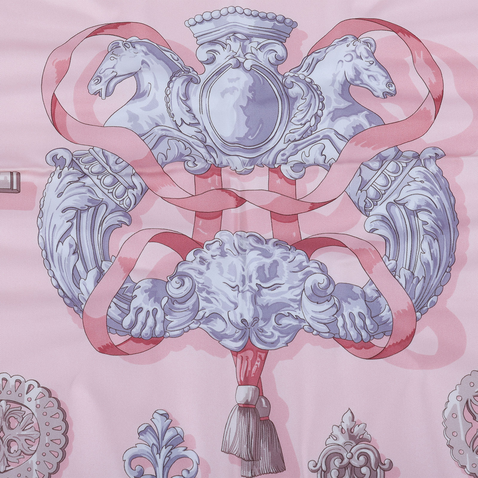愛馬仕 Hermes Ferronnerie scarf 90 絲巾  粉圖騰絲巾 原廠盒子
