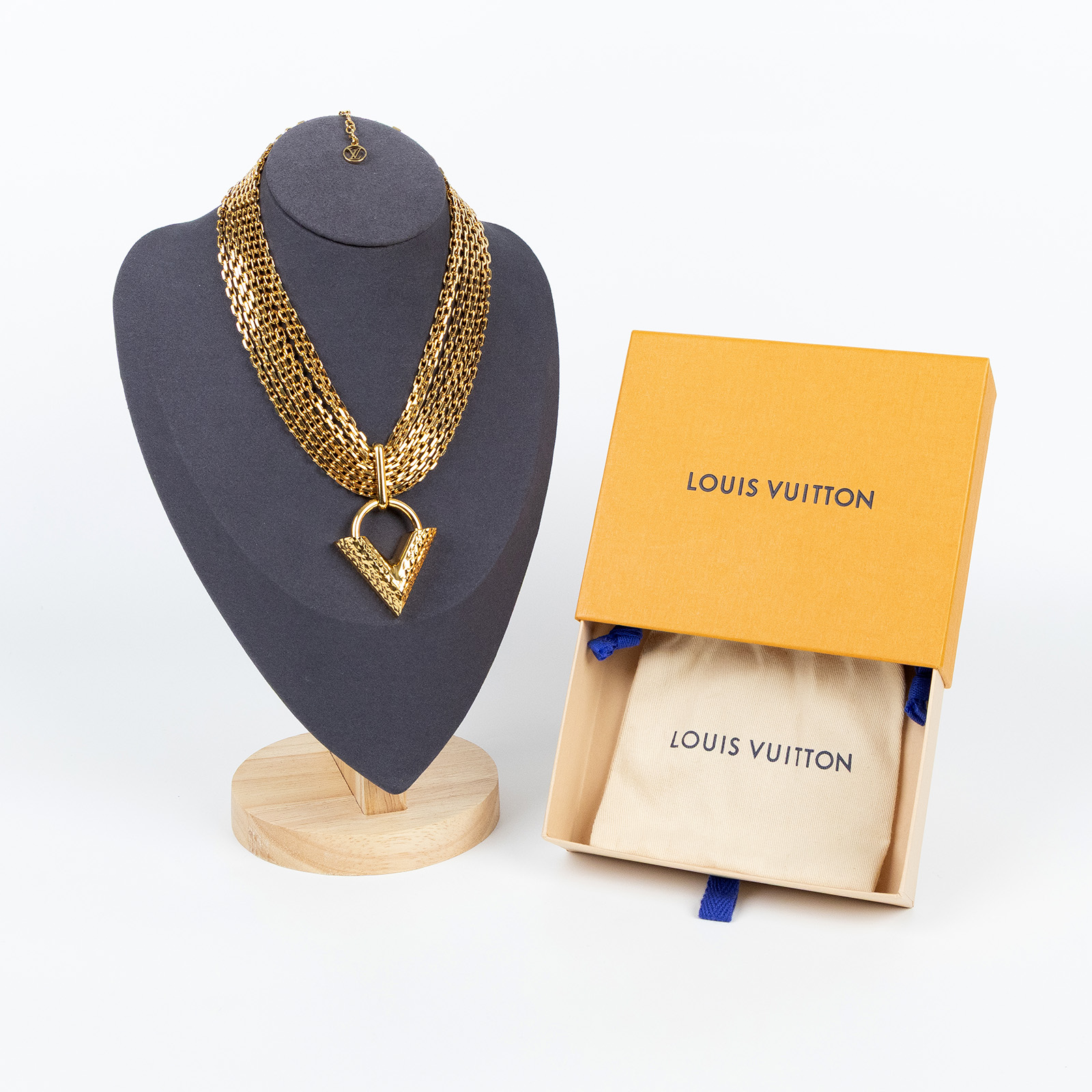 路易威登 LOUIS VUITTON Essential V Guilloche Choker 項鍊 M67440  原廠盒子/防塵袋