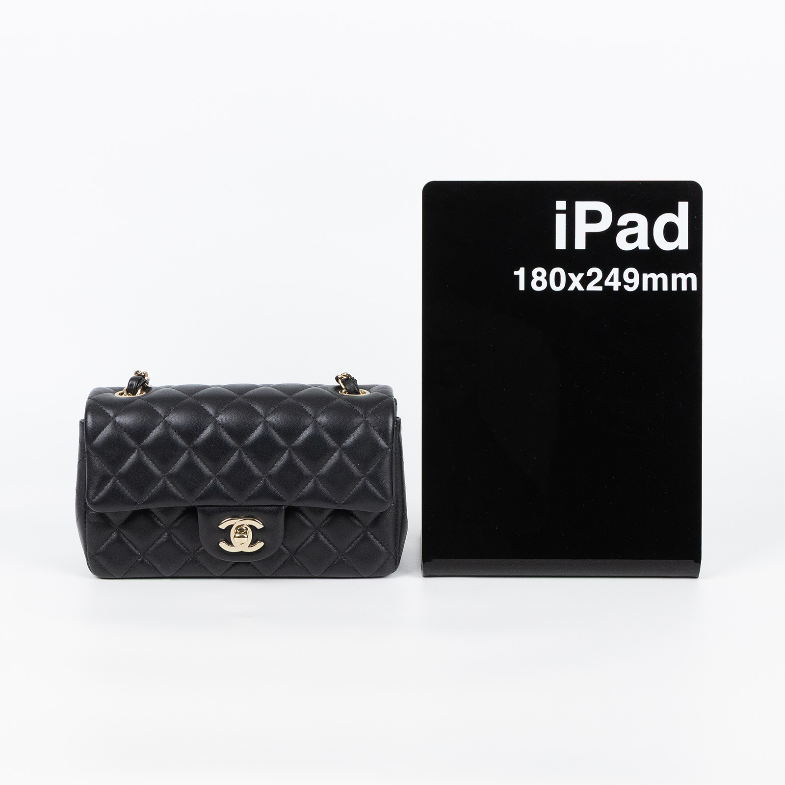 香奈兒 CHANEL CF 迷你 口蓋包 A69900 Y04059 晶片款 黑羊COCO20 無附屬品(邊角擦傷)