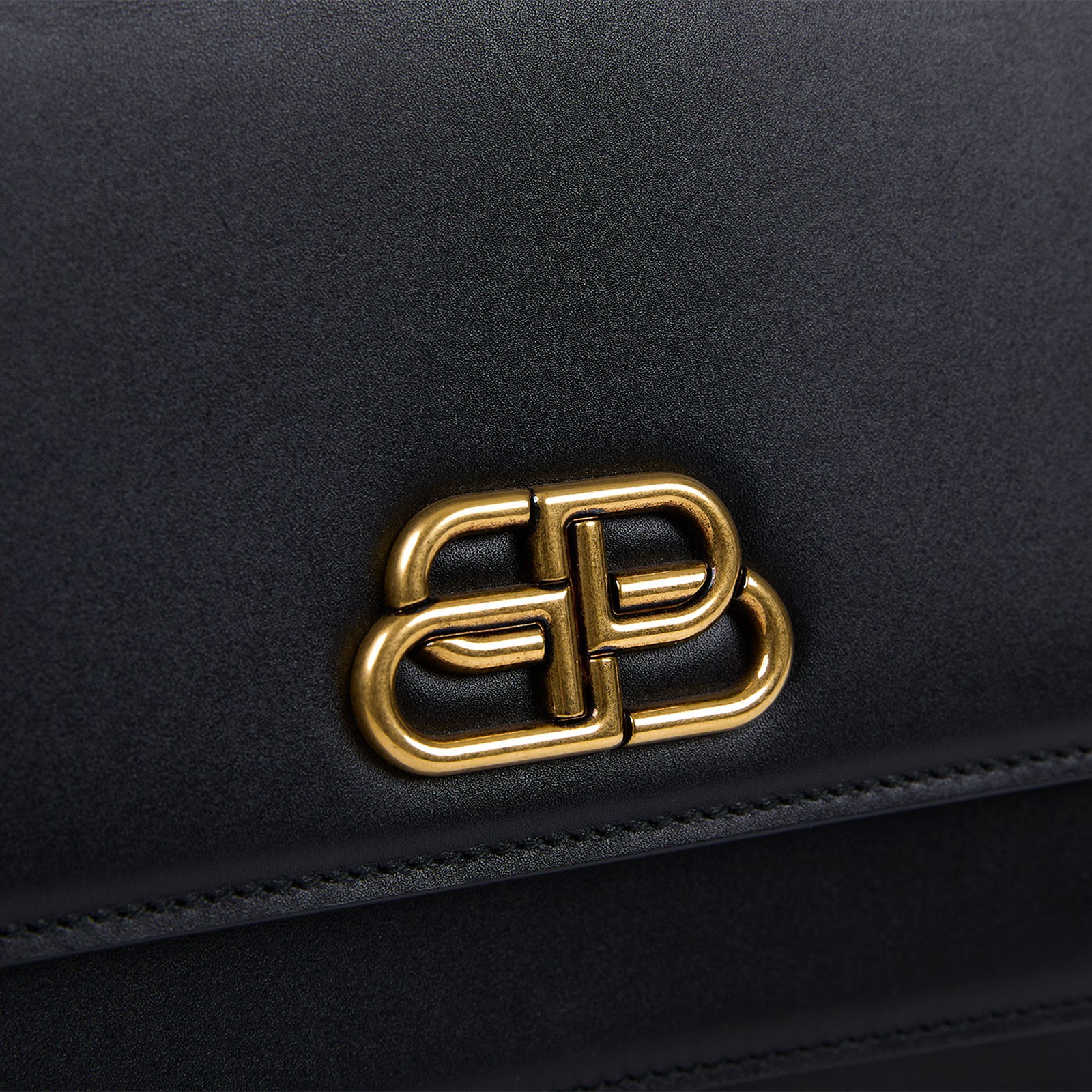 巴黎世家 BALENCIAGA 手提包 5806410D22M 黑金硬殼鍊包 防塵袋