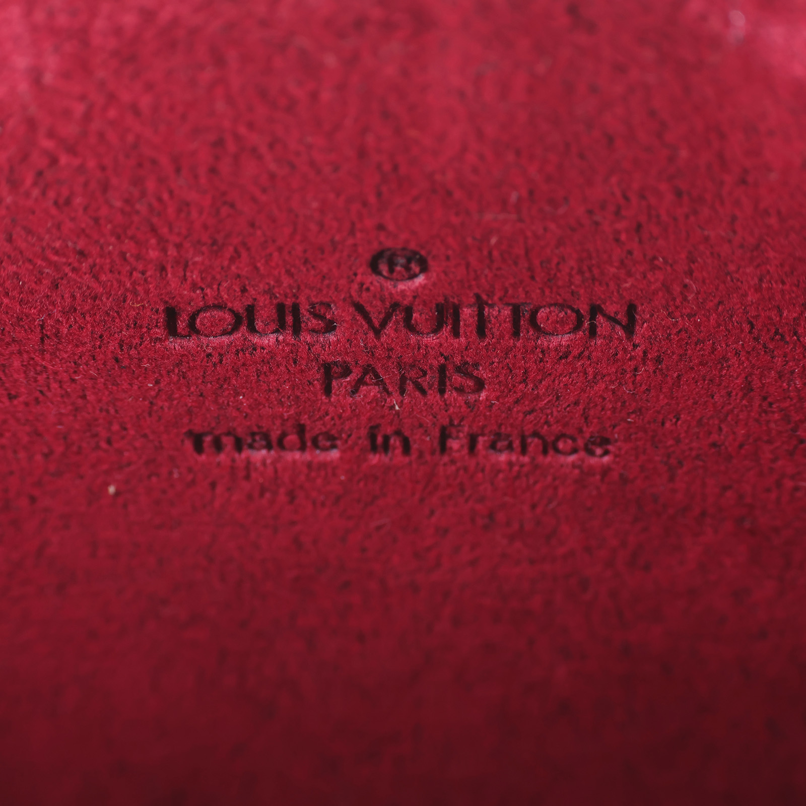 路易威登 LOUIS VUITTON Pochette Accessoires 手提包 村上隆聯名 M92649 白彩鉚釘肩背包 防塵袋