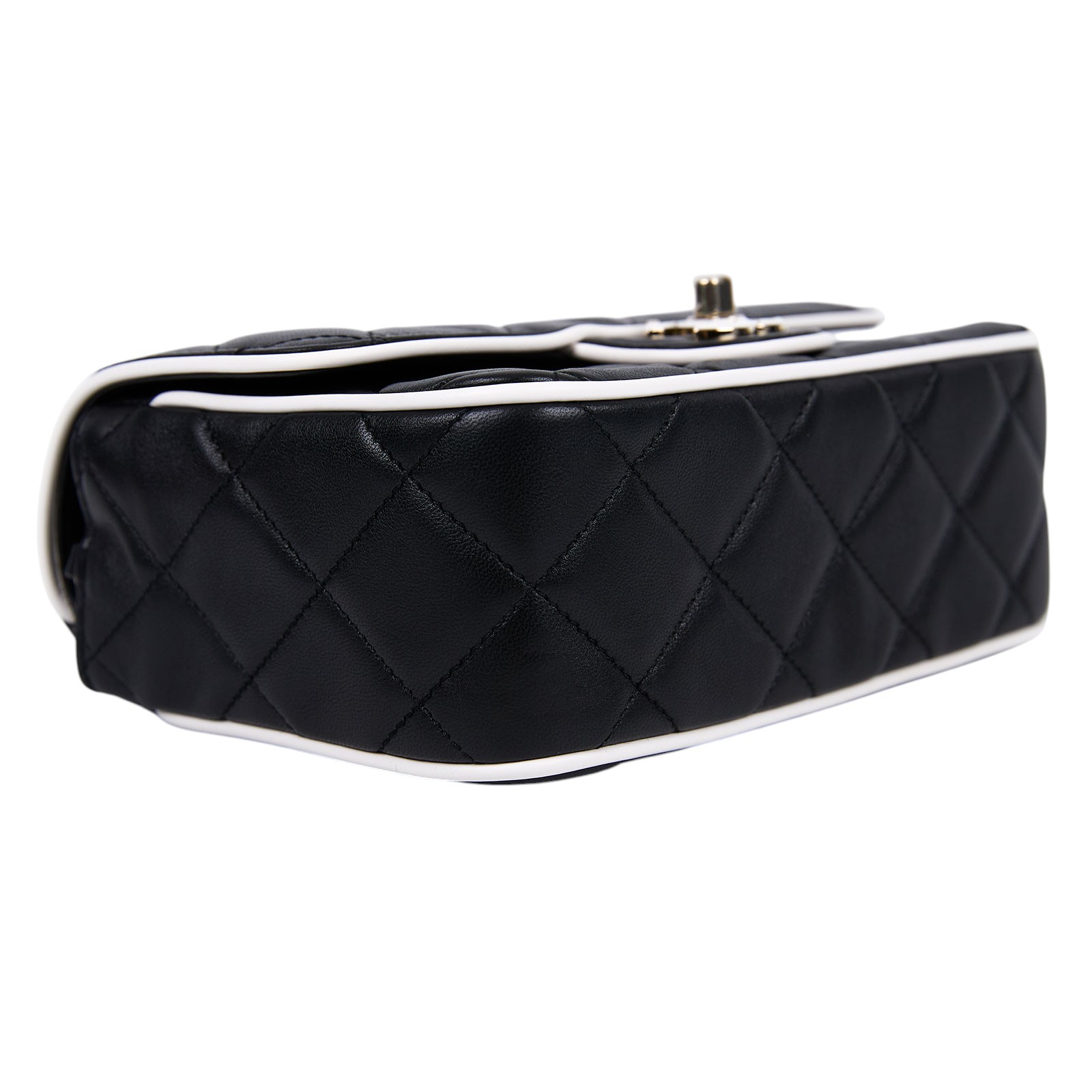 香奈兒 CHANEL 方胖 口蓋包 AS5151 B19381 晶片款 白邊黑方胖 原廠盒子/防塵袋/購買證明