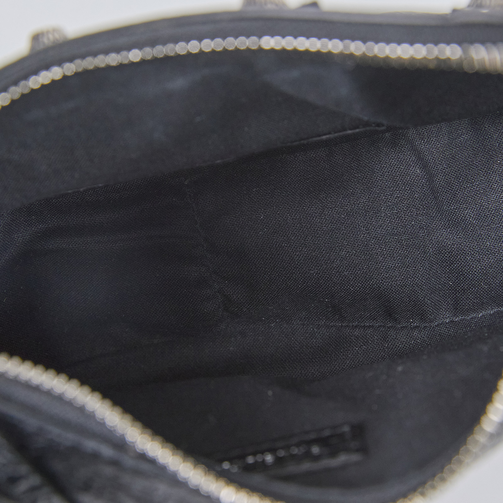 巴黎世家 BALENCIAGA Le cagole XS 半月 可頌包 6713091VG9Y 黑銀LE CAGOLE XS 防塵袋