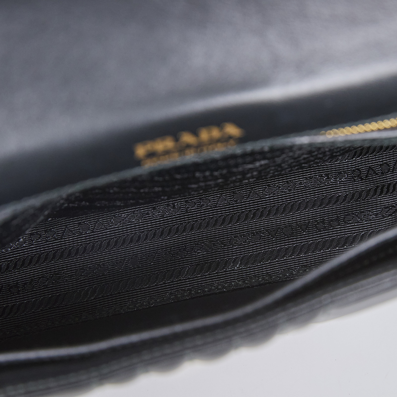 普拉達 PRADA Diagramme 單肩包 中型 1BD108_2D91 黑金DIAGRAM 無附屬品