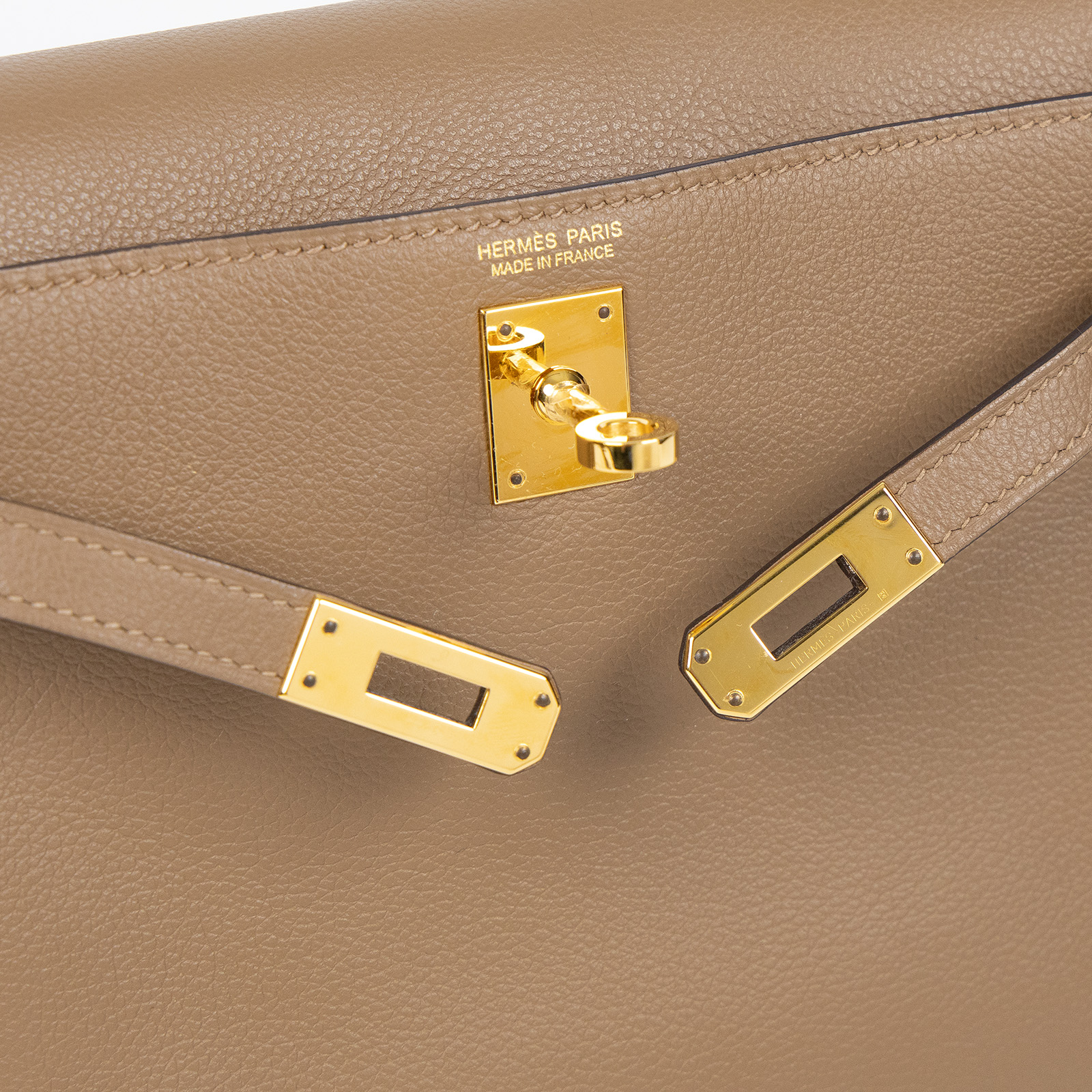愛馬仕 Hermes Kelly Danse 側背 斜背 肩背包 威瑪犬米色 金色五金 H079008CCD0 /D刻  原廠盒子/防塵袋/背帶/購買證明