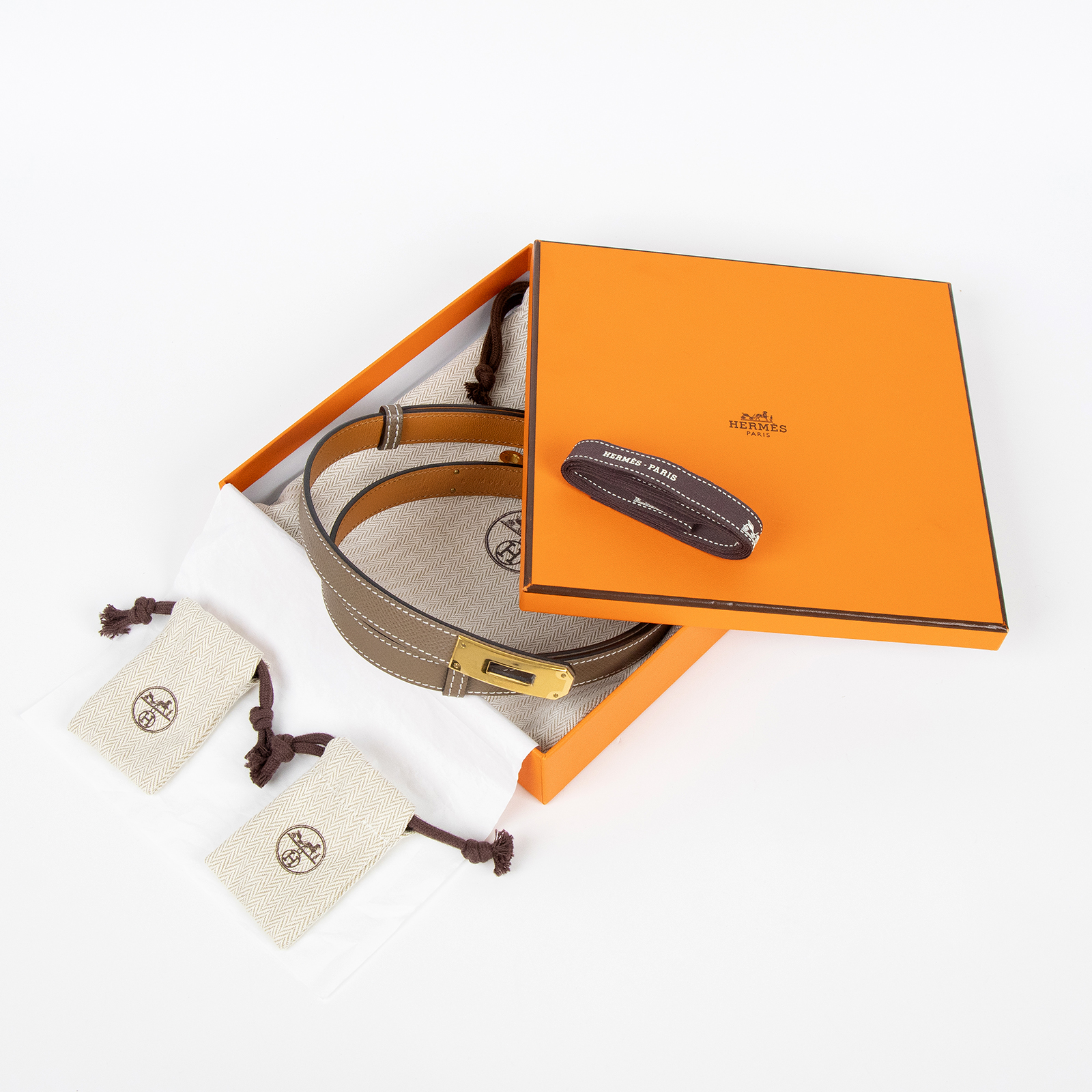 愛馬仕 Hermes Kelly 18 腰帶  /AM008UH 大象灰KELLY皮帶 原廠盒子/防塵袋