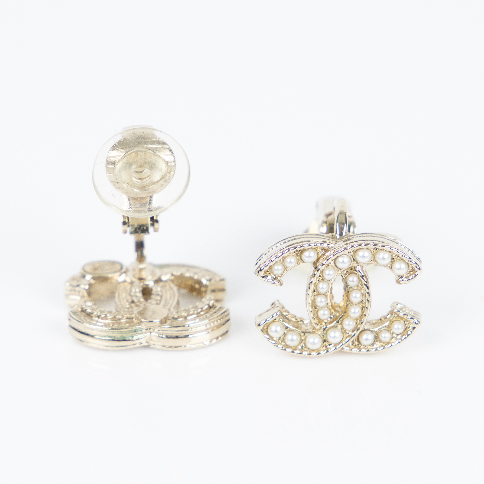 香奈兒 CHANEL C LOGO 夾式耳環 A19C 珍珠雙C耳環 夾式 原廠盒子