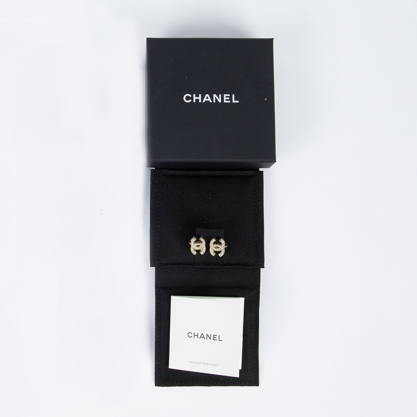 香奈兒 CHANEL C LOGO 夾式耳環 A19C 珍珠雙C耳環 夾式 原廠盒子