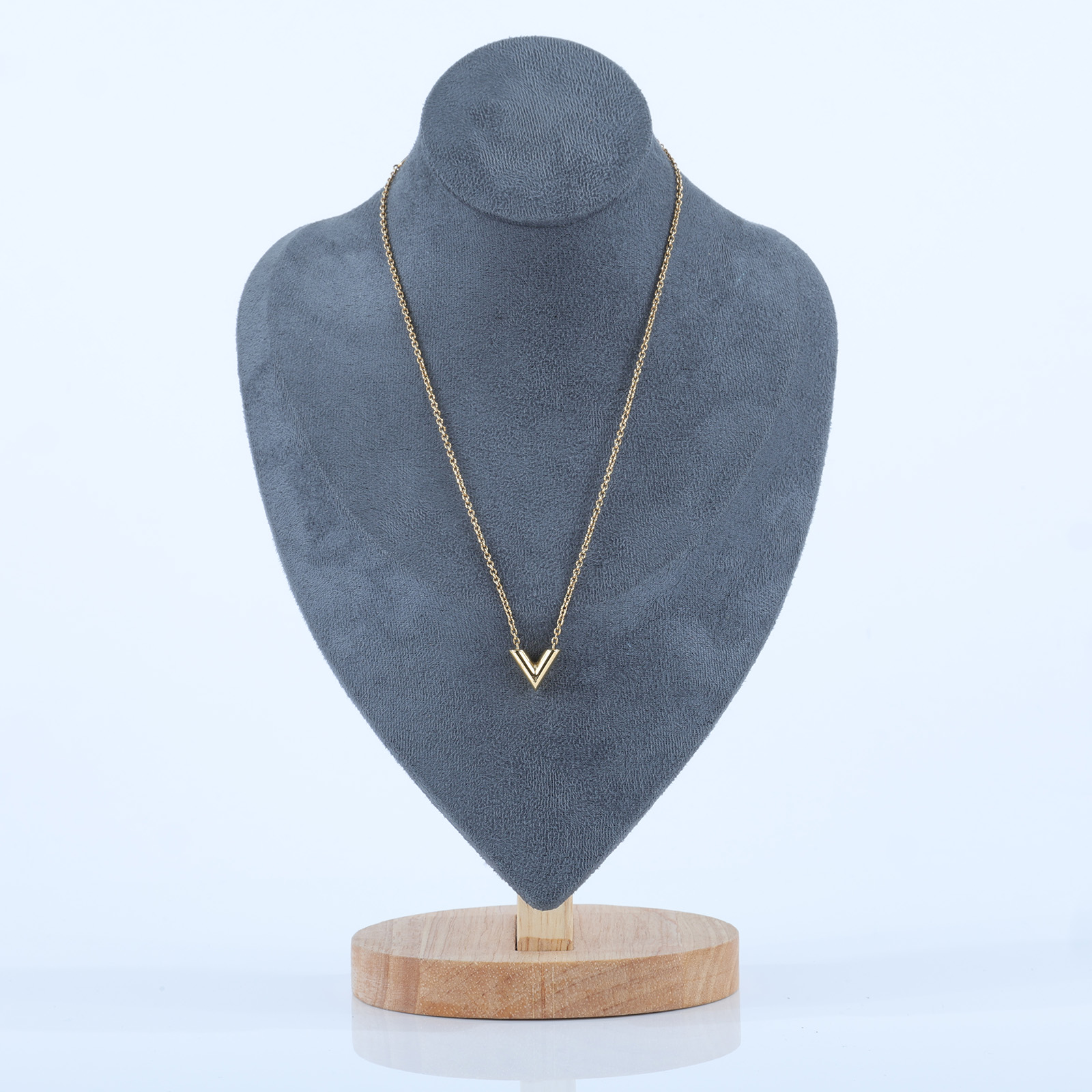 路易威登 LOUIS VUITTON Essential V 項鏈 金屬色 M61083 金色ESSENTIAL V項鍊 原廠盒子/防塵袋