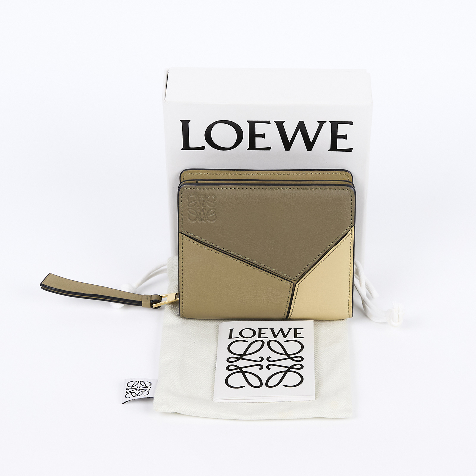 羅意威 LOEWE Puzzle Compact 拉鍊錢包 短夾 C510Z41X01 米黃PUZZLE短夾 原廠盒子/防塵袋