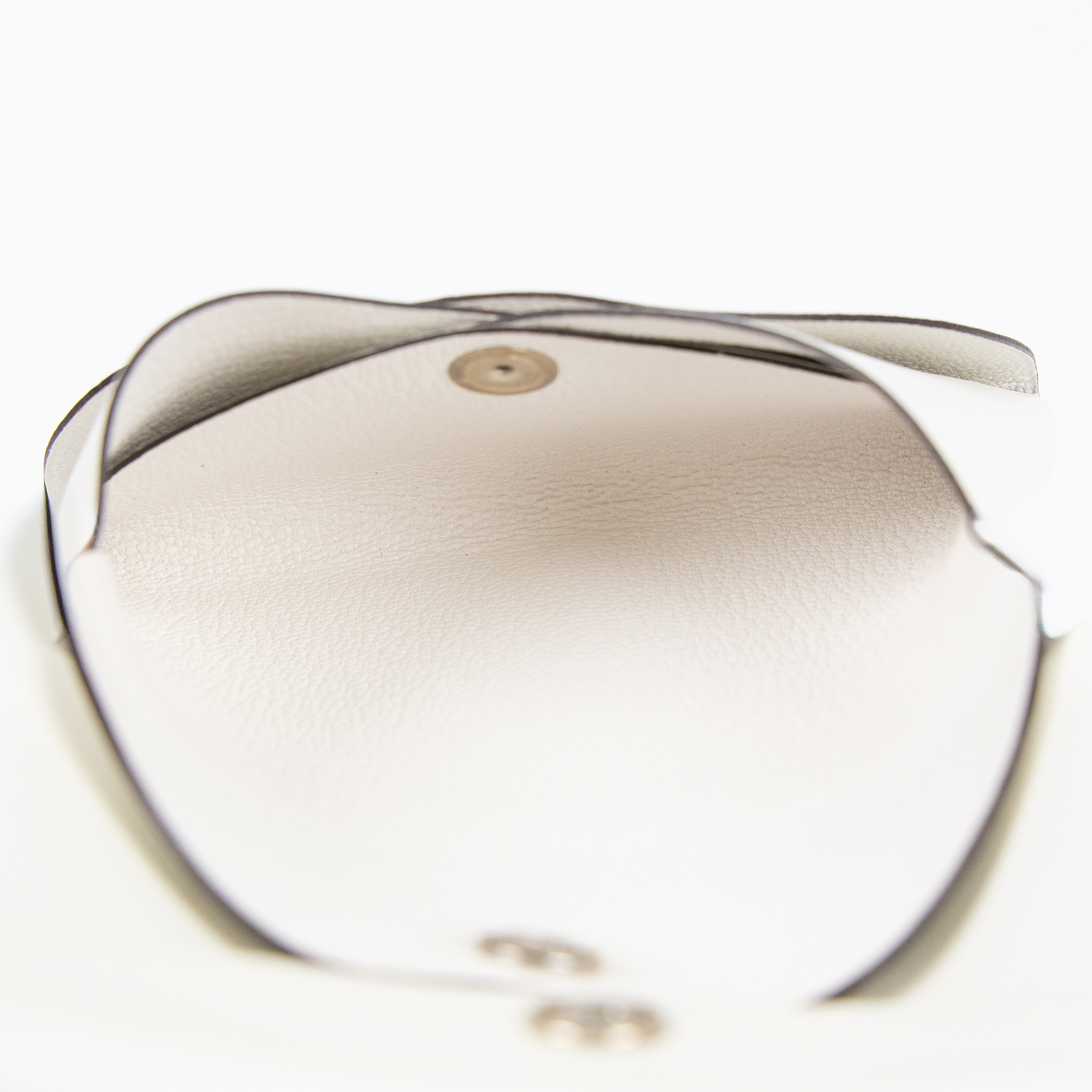 愛馬仕 Hermes Calvi Duo 卡包 白色 銀色五金 H084720CK01 /B刻 白CALVI DUO 彩圖款 原廠盒子