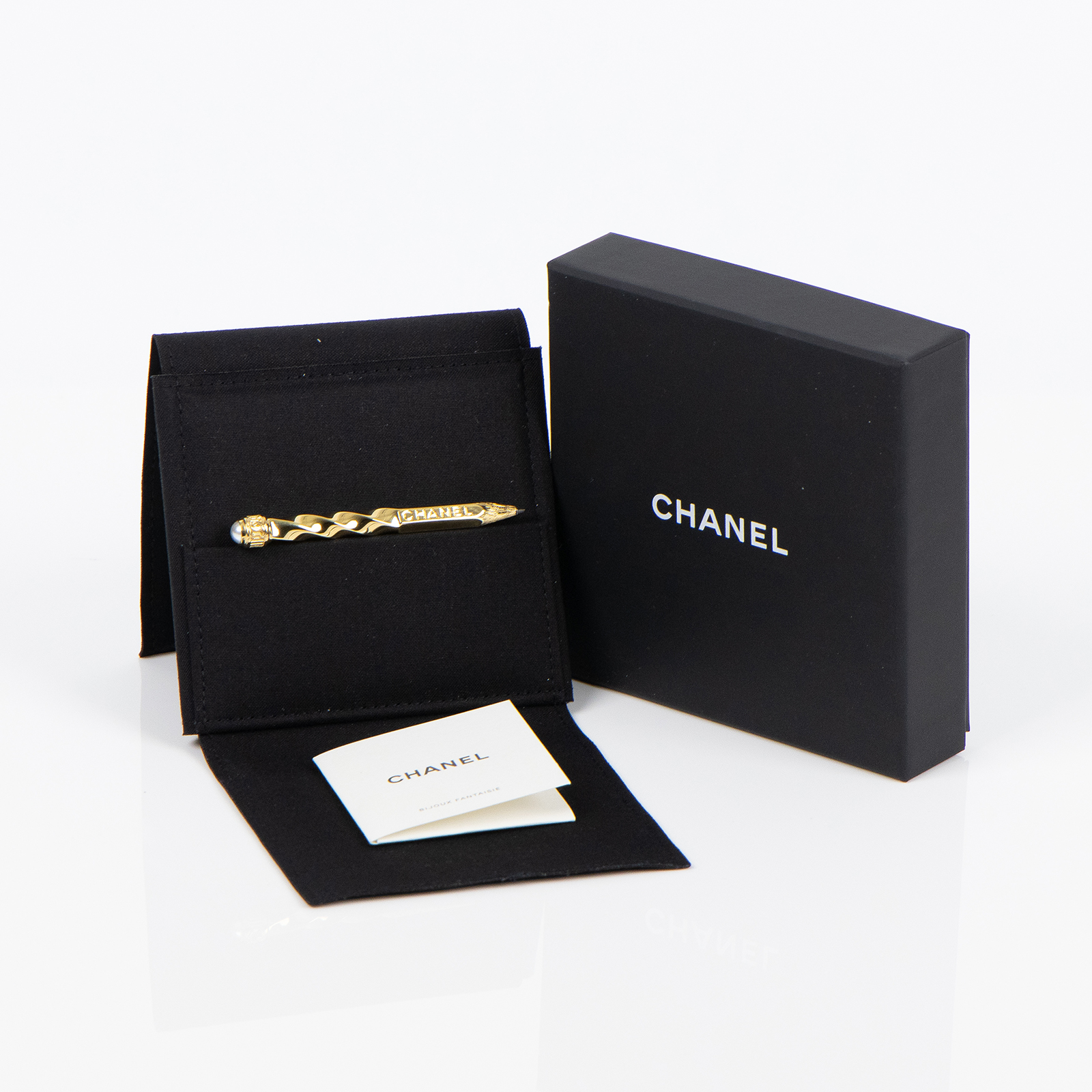 香奈兒 CHANEL 雙C LOGO 珍珠 鉛筆 髮夾  金色鉛筆髮夾 原廠盒子/防塵袋