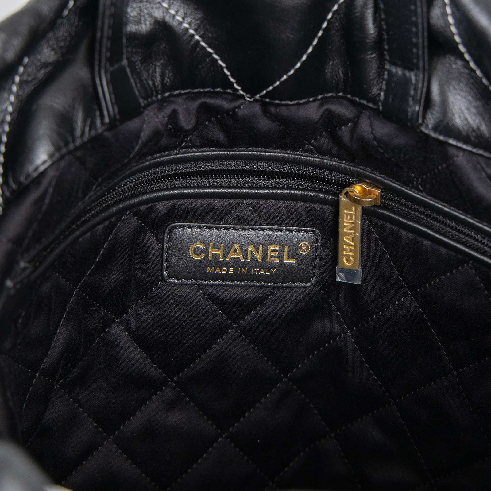 香奈兒 CHANEL 22 皮穿鍊 後背包 AS3859 晶片款 黑22後背包 縫線款 防塵袋