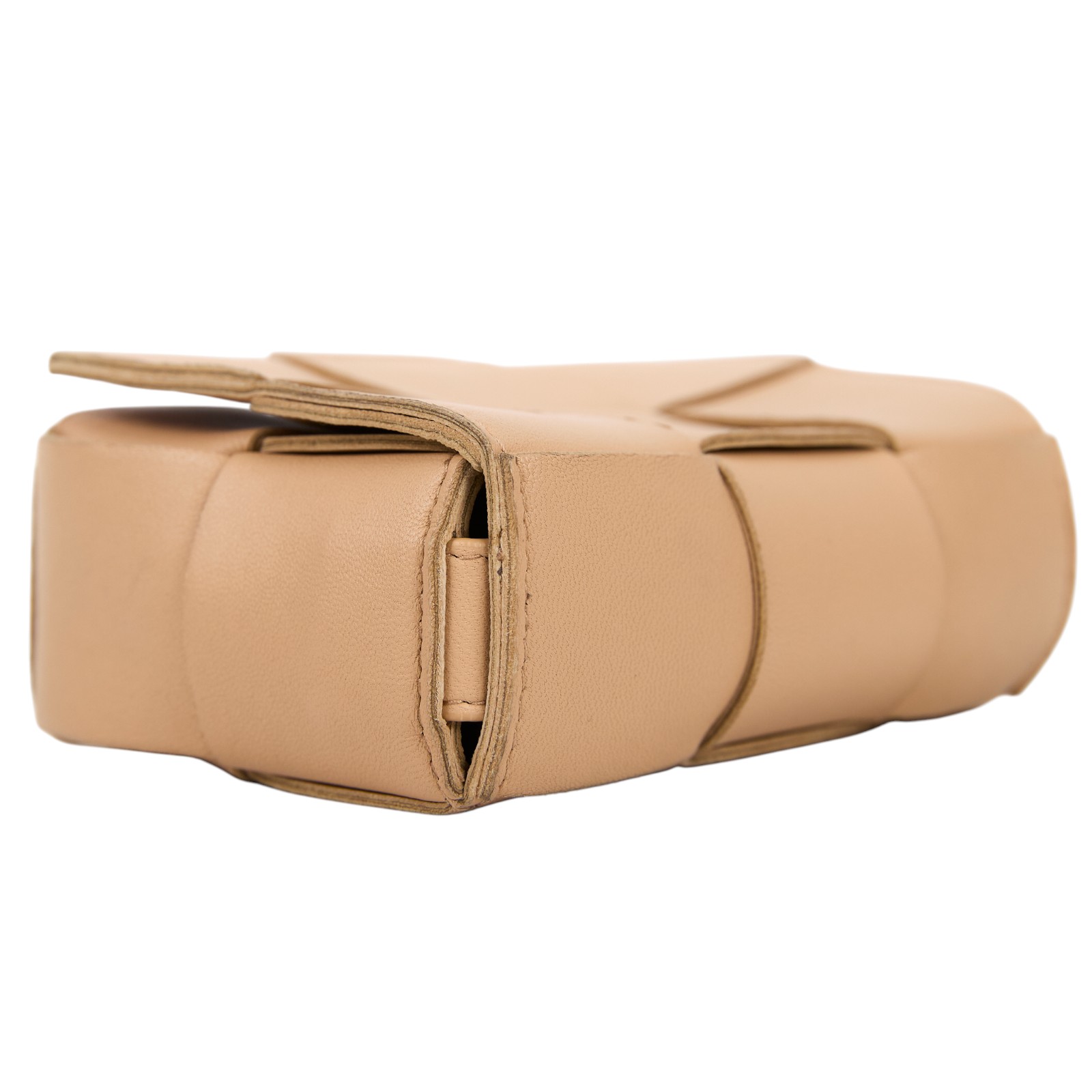 寶緹嘉 BOTTEGA VENETA Cassette 斜背包 666688VMAY 奶茶CANDY CASSETTE 無附屬品