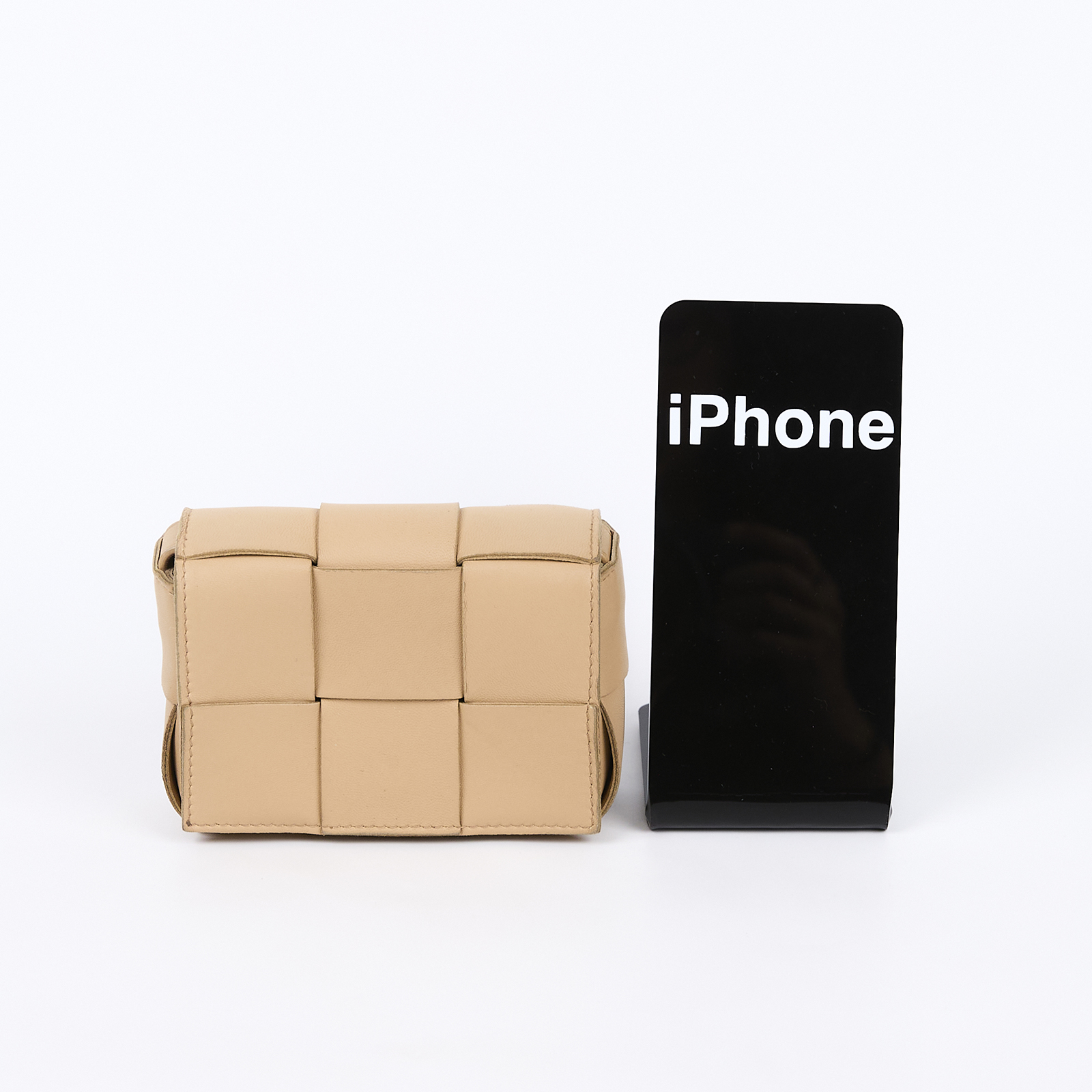 寶緹嘉 BOTTEGA VENETA Cassette 斜背包 666688VMAY 奶茶CANDY CASSETTE 無附屬品