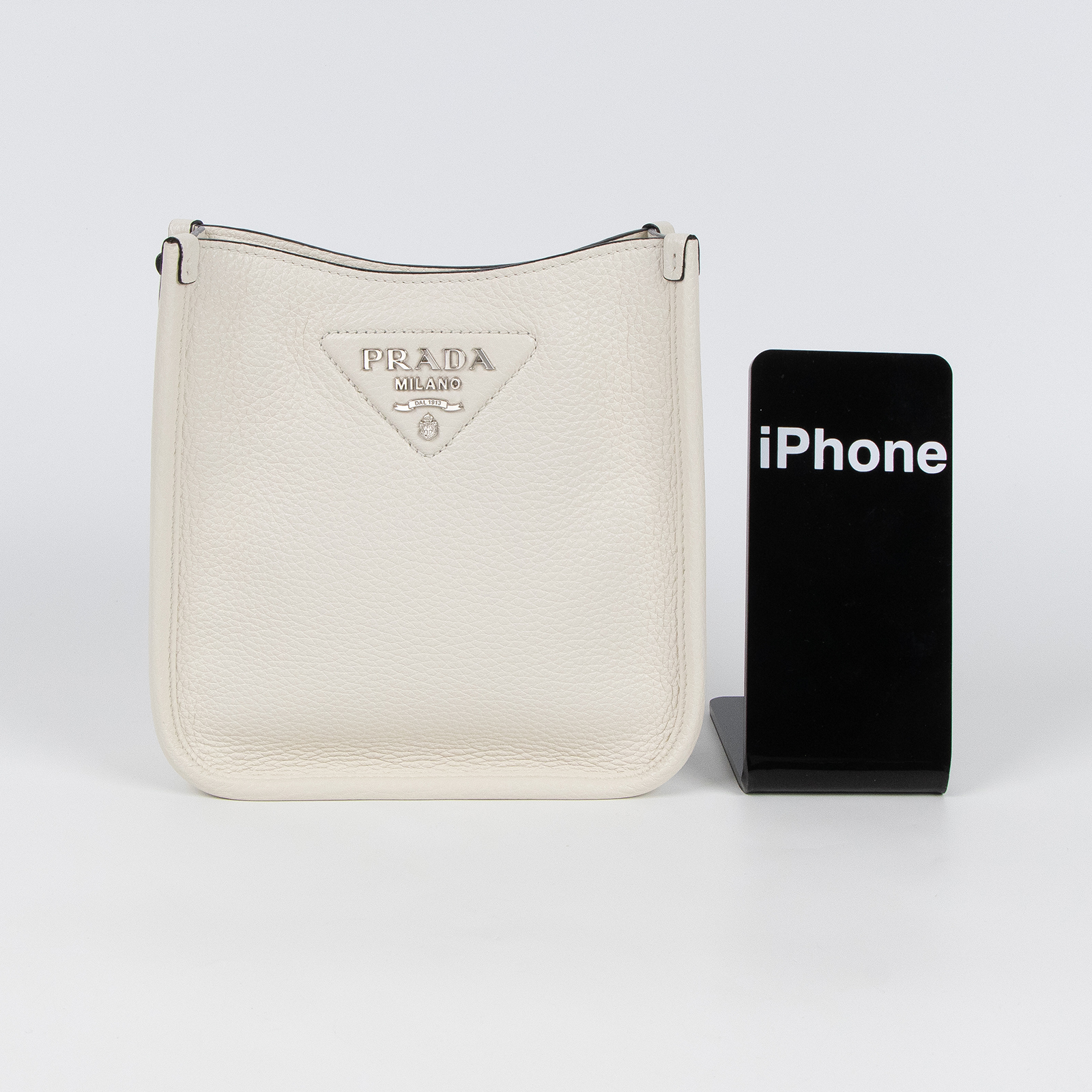 普拉達 PRADA 皮革 迷你 肩背袋 1BH191_2DKV 白側背包 防塵袋
