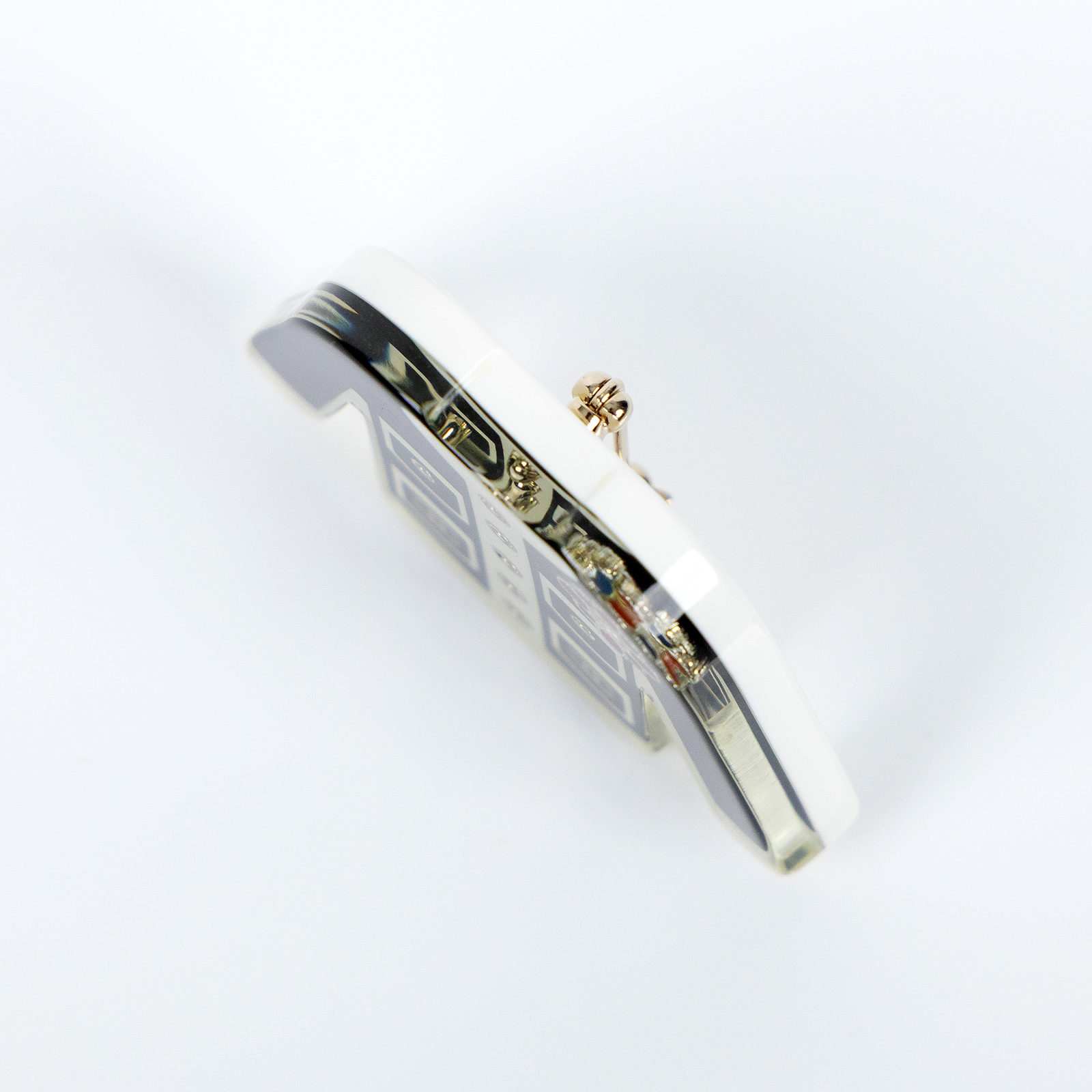 香奈兒 CHANEL 胸針 AB1261 Y47619D19 P 黑外套胸針 原廠盒子/購買證明影本