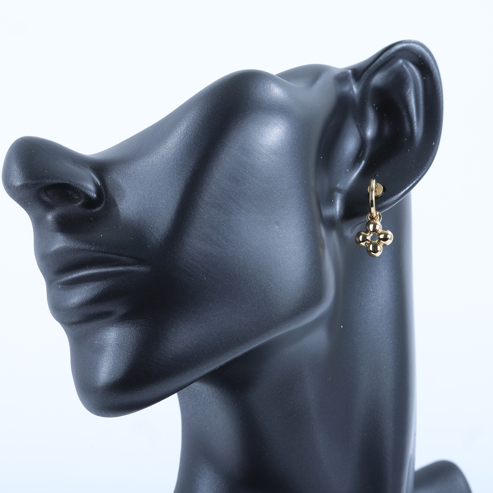 路易威登 LOUIS VUITTON LV Circle 耳釘 M64859 金色Blooming 金色耳環 原廠盒子/防塵袋