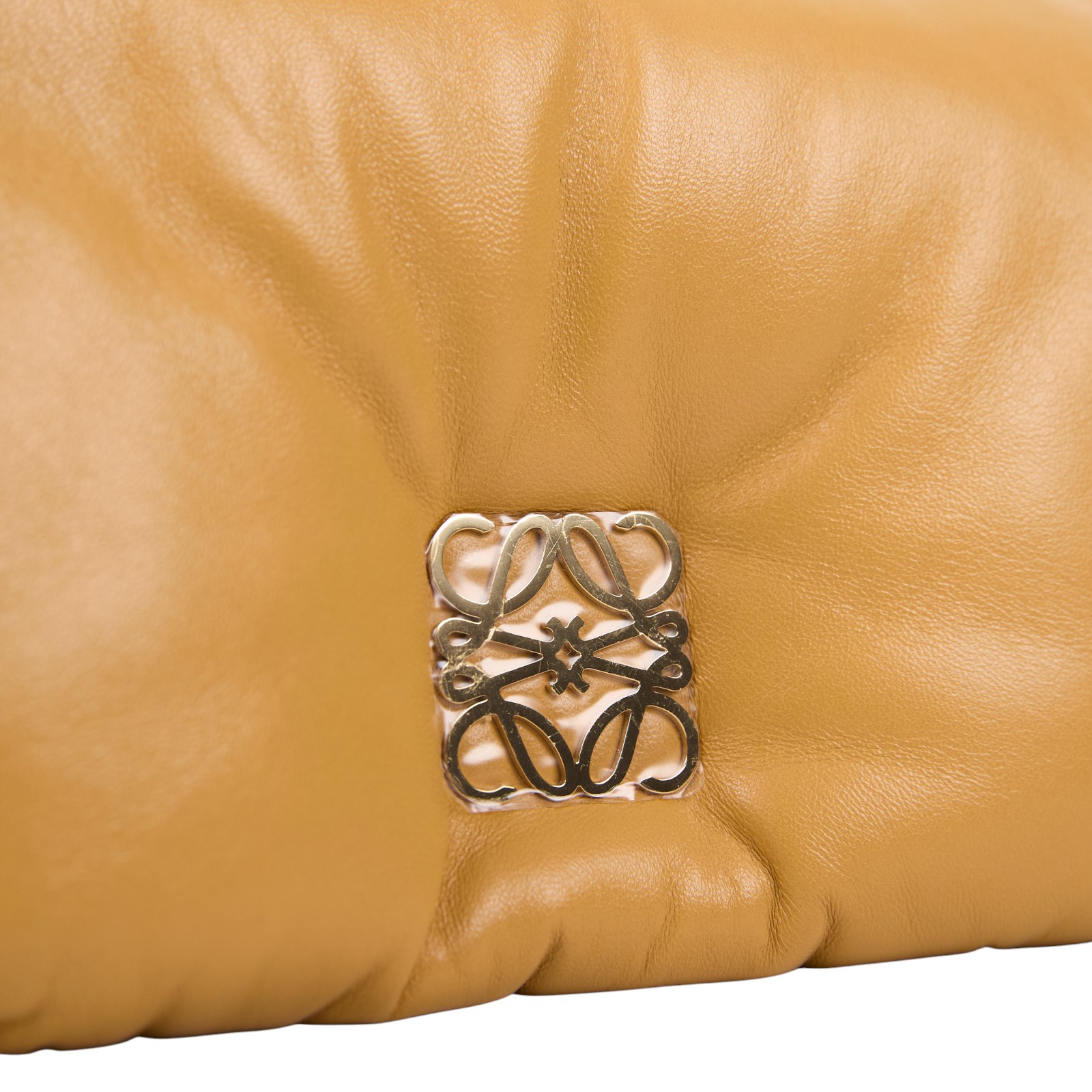 羅意威 LOEWE Mini Goya Puffer bag A896W56X01 薑黃GOYA PUFFER MINI 防塵袋/背帶