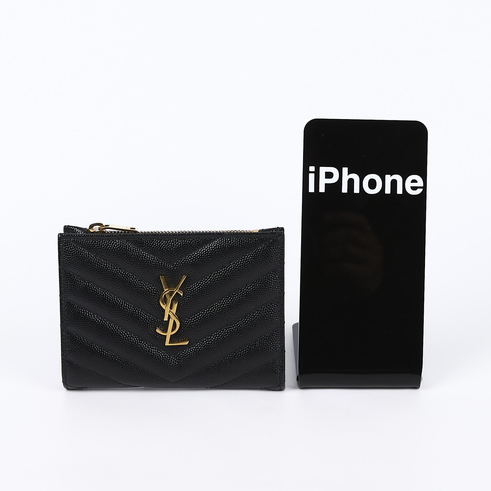聖羅蘭 YSL SAINT LAURENT Monogram 粒面壓紋皮革 拉鏈 兩摺錢包 金色五金 668287BOW01  原廠盒子/防塵袋