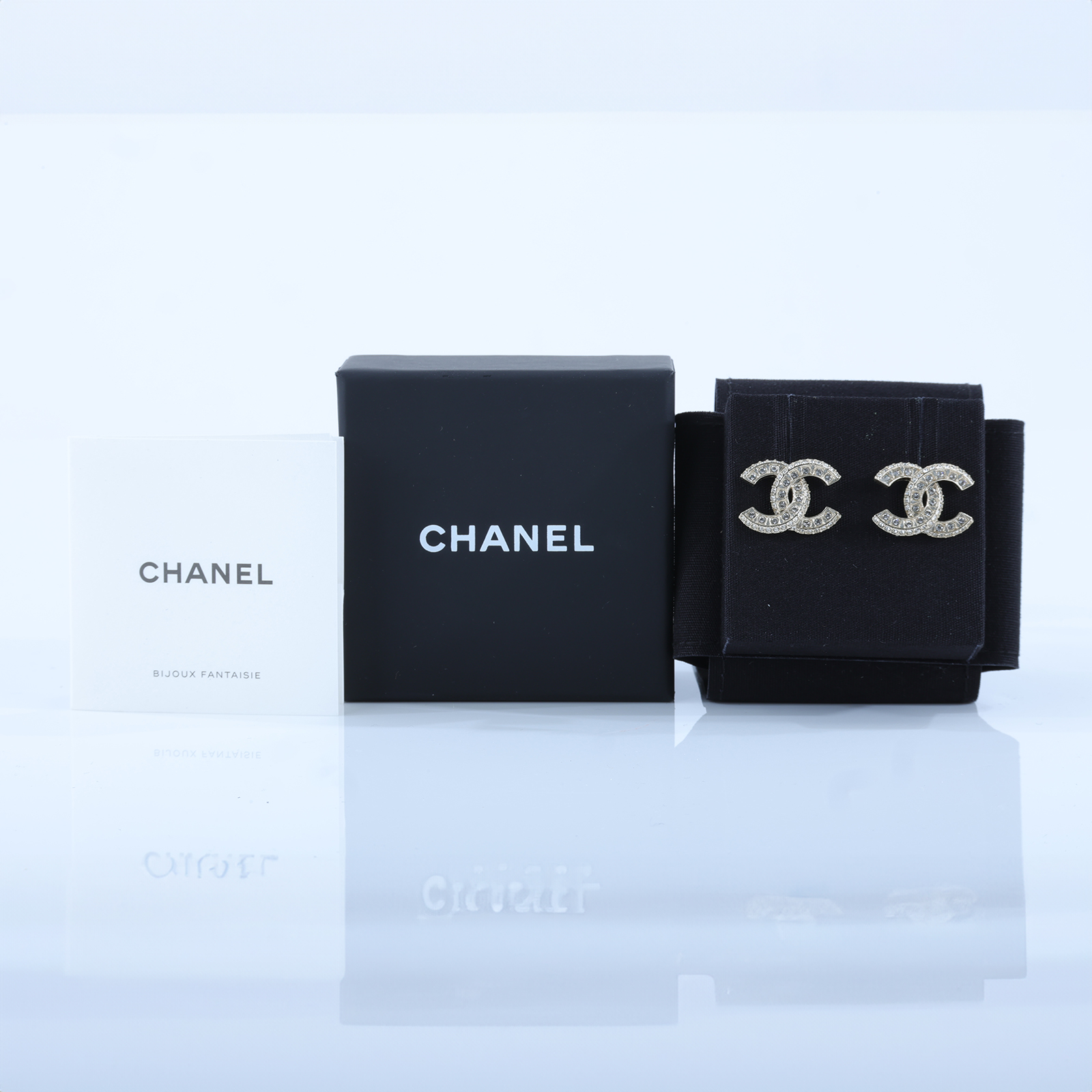 香奈兒 CHANEL CC 珍珠 耳釘 耳環 A23V 金色雙C水鑽珍珠耳環 原廠盒子/內襯