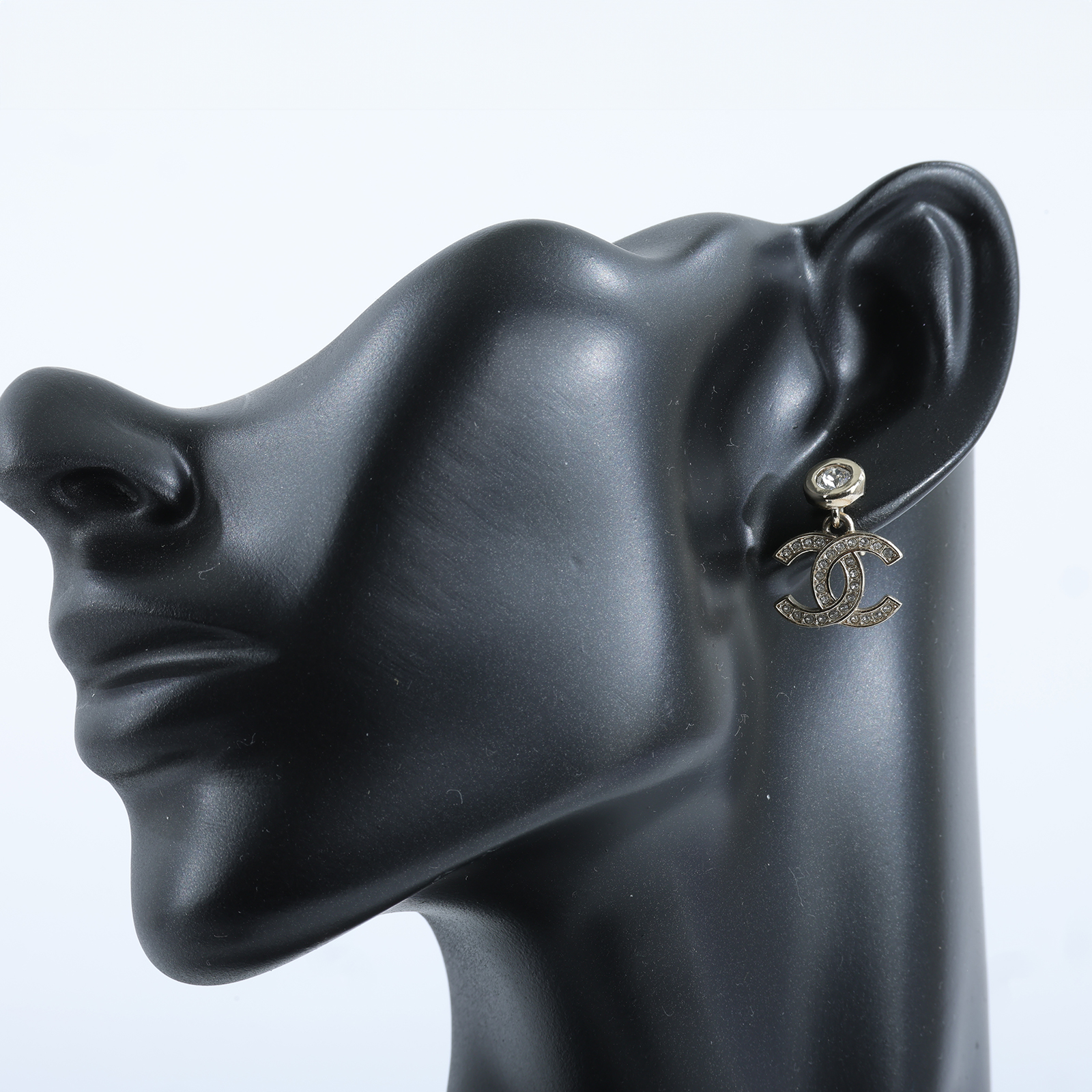 香奈兒 CHANEL CC LOGO 耳環 耳釘 B25 S 金色水鑽垂墜耳環 原廠盒子/內襯