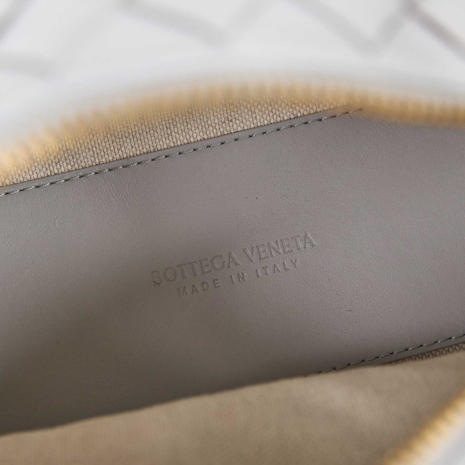 寶緹嘉 BOTTEGA VENETA Loop Top 編織 手提包 肩背包 796615V2HL1 灰TOP HANDLE LOOP 防塵袋