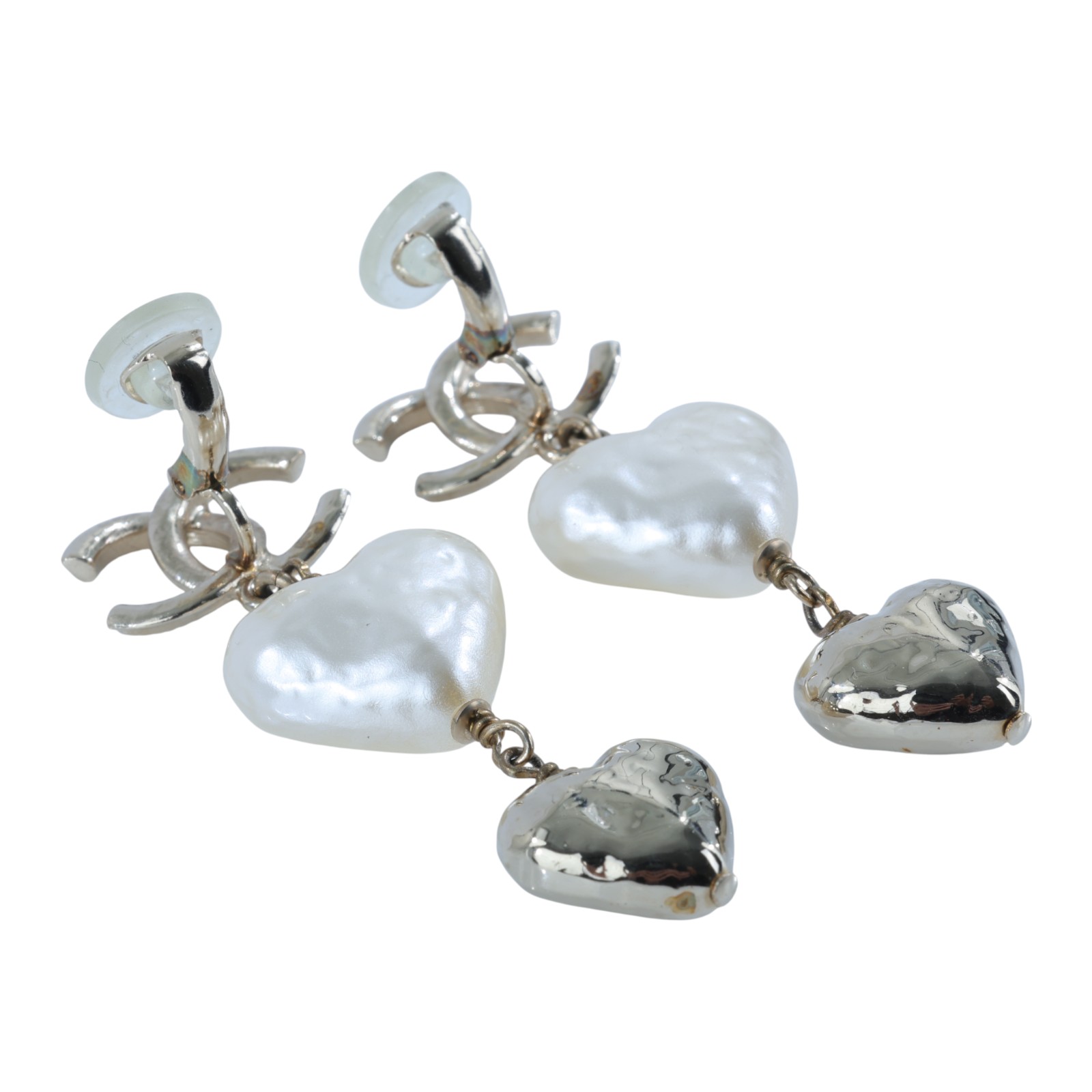 香奈兒 CHANEL CC LOGO 夾式 耳環 S22C 金色雙C愛心垂墜夾式耳環 原廠盒子/內襯