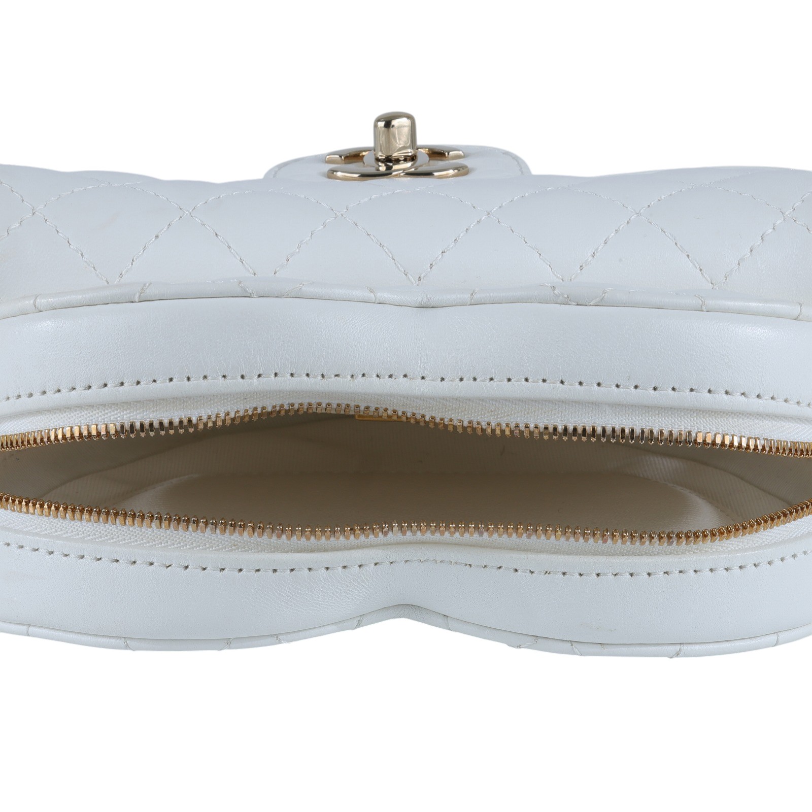 香奈兒 CHANEL CC In Love 斜背 愛心包 AS3191 晶片款 白愛心包 防塵袋