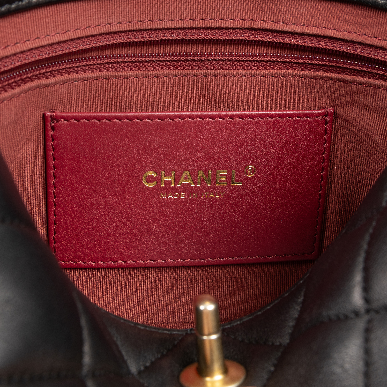 香奈兒 CHANEL CC LOGO 手提包 肩背包 AS4172 B13081 黑流蘇HOBO 原廠盒子/防塵袋/購買證明