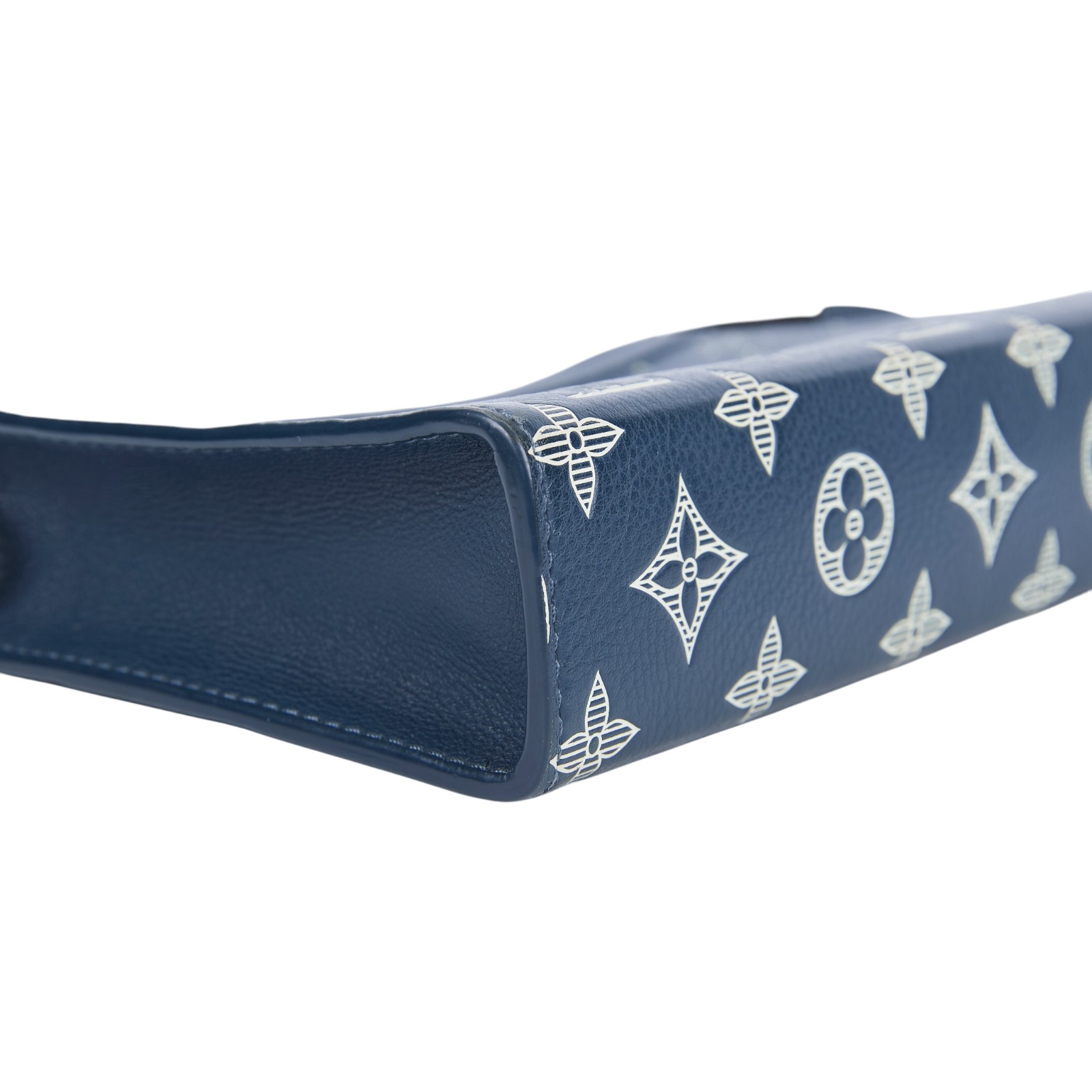 路易威登 LOUIS VUITTON Gaston 可穿戴式錢包 M83384 晶片款 深藍GASTON SHADOW 防塵袋/背帶/內袋