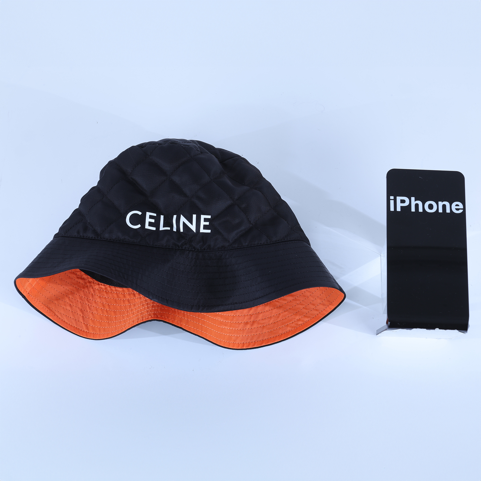 思琳 CELINE Triomphe 水桶帽 2AUB8930C_M 黑色尼龍漁夫帽#M 無附屬品