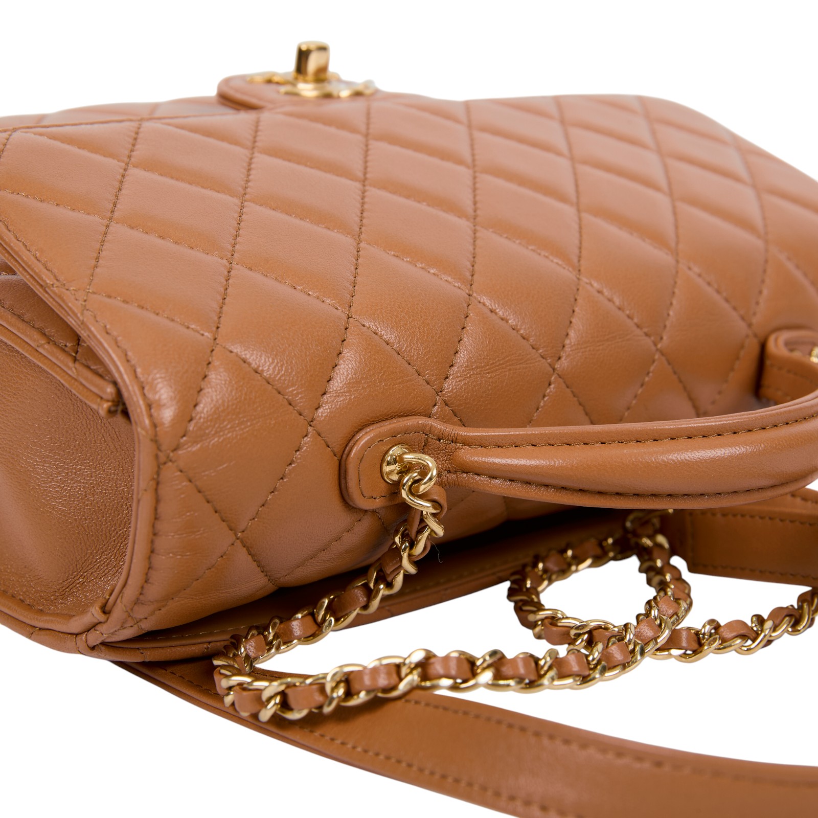 香奈兒 CHANEL CF CC LOGO 雙肩包 AS5704 B21436 晶片款 駝色羊皮後背包 原廠盒子/防塵袋/購買證明