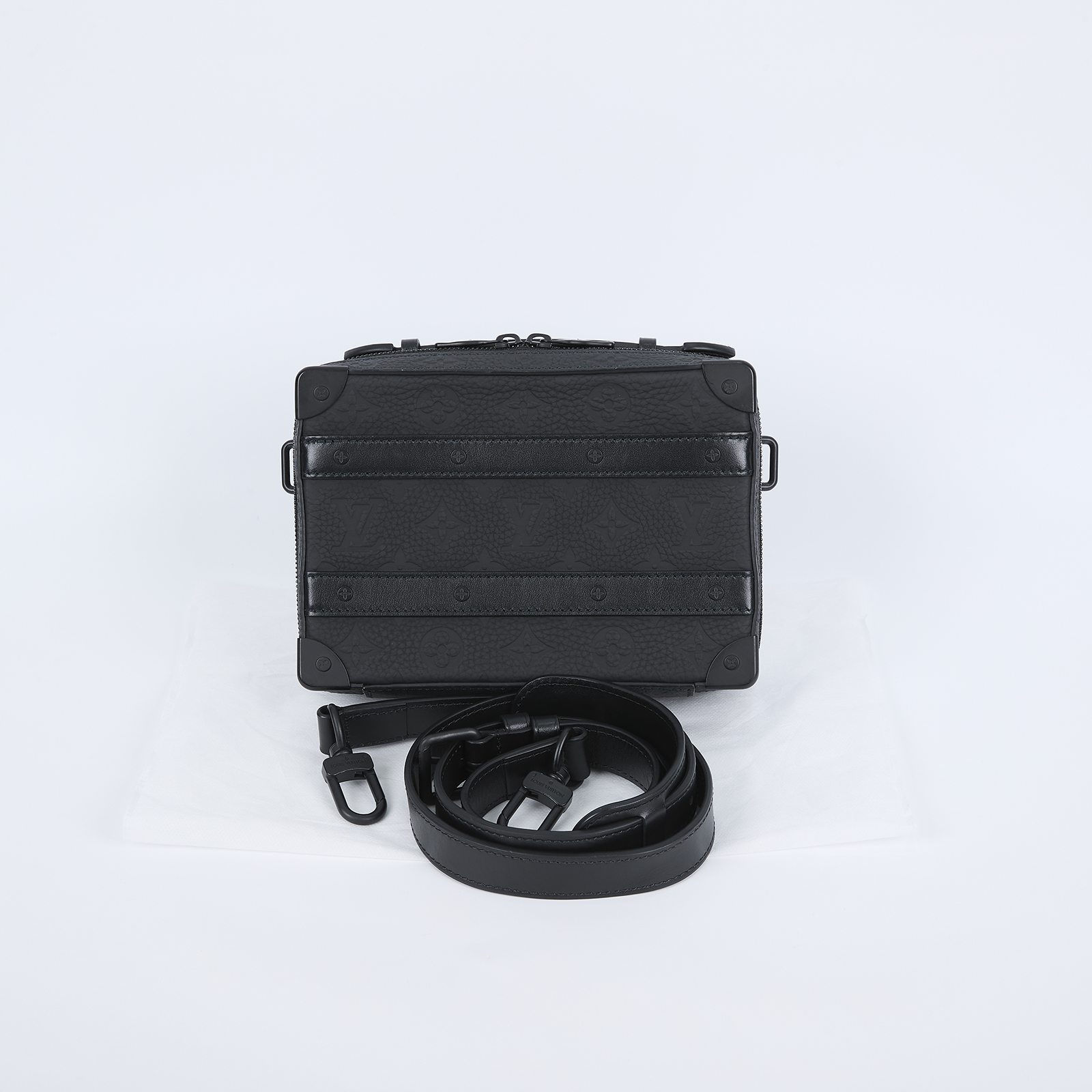 路易威登 LOUIS VUITTON Handle Soft Trunk 郵差 斜挎包 黑色 M59163 晶片款 黑原花壓紋SOFT TRUNK 無附屬品