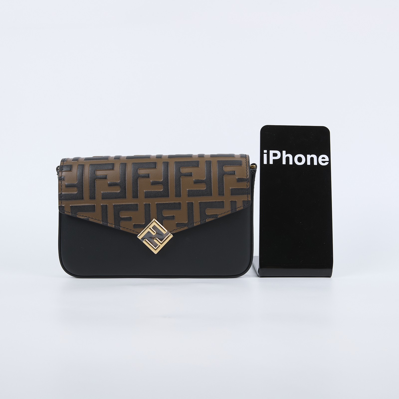 芬迪 FENDI FF Diamonds 鏈帶 皮夾 錢包 8M0509AVN9 棕FF WOC 原廠盒子/防塵袋