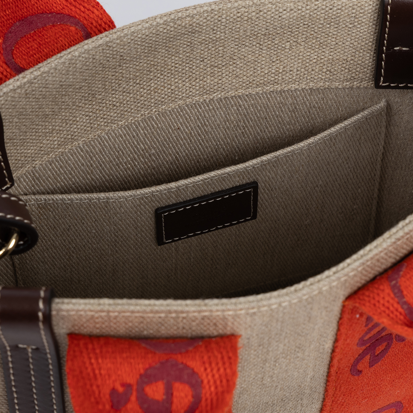 蔻依 CHLOE Woody Small 手提包 肩背包 托特包 CHC23US397K37 9HE 紅/棕亞麻WOODY 小 背帶款 防塵袋