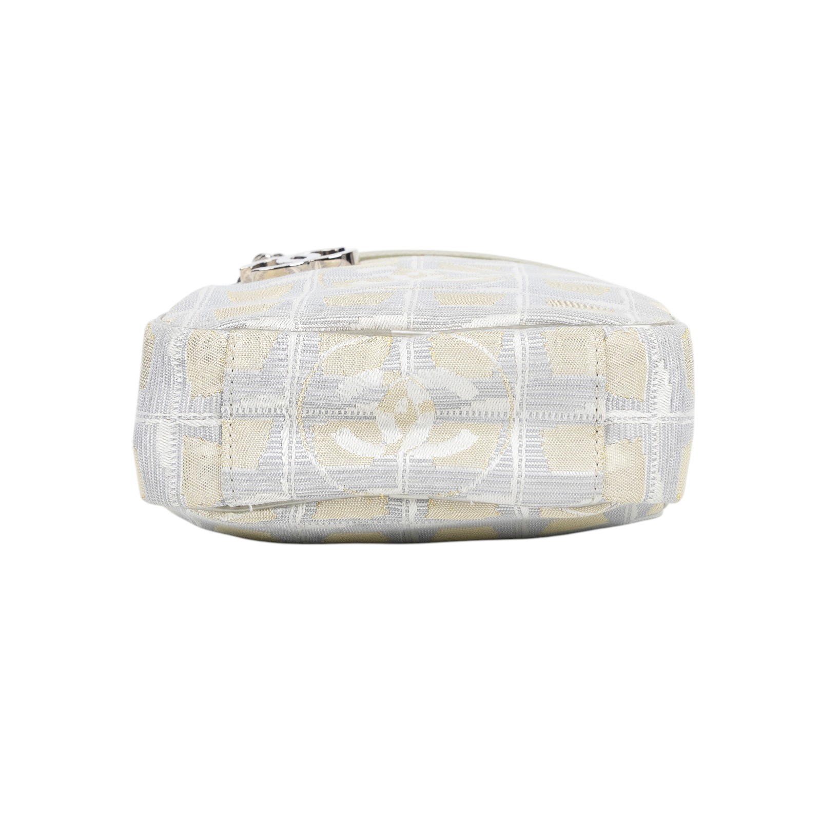 香奈兒 CHANEL CC LOGO 斜背包 肩背包 A30913 10開 白帆布肩背包 無附屬品