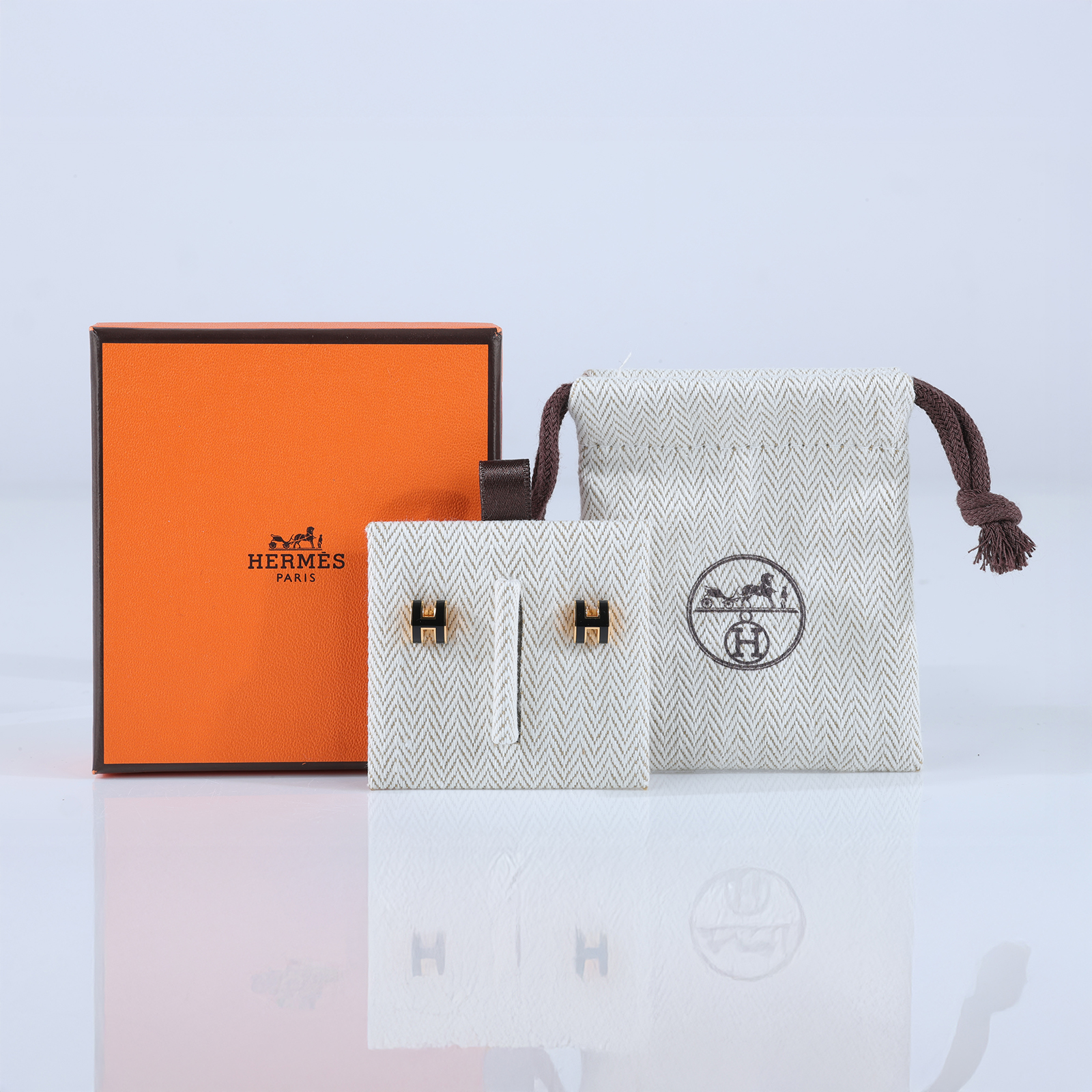 愛馬仕 Hermes Mini Pop H 耳釘 黑色 H608002Fv03 /GD1202 黑MINI POP H耳環 原廠盒子/防塵袋