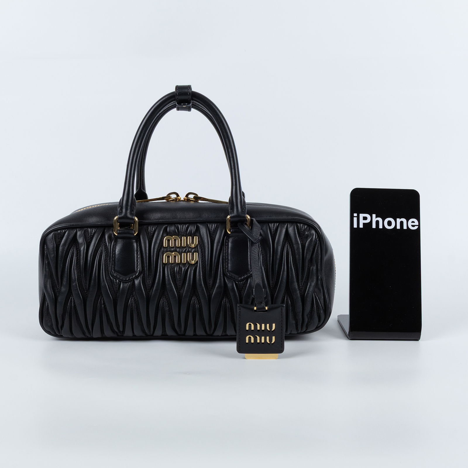 繆繆 MIU MIU Arcadie 皮革 手袋 大型 5BB148_AN88 黑抓皺Arcadie matelassé 原廠盒子/防塵袋/背帶/發票