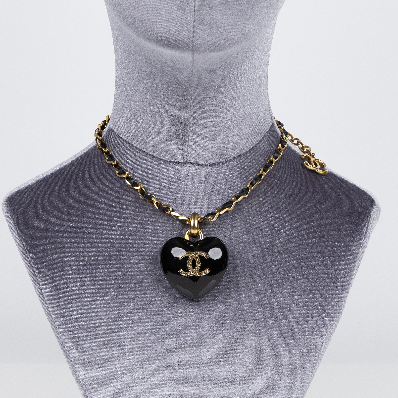 香奈兒 CHANEL CC LOGO 項鍊 D21P 黑愛心項鍊 原廠盒子