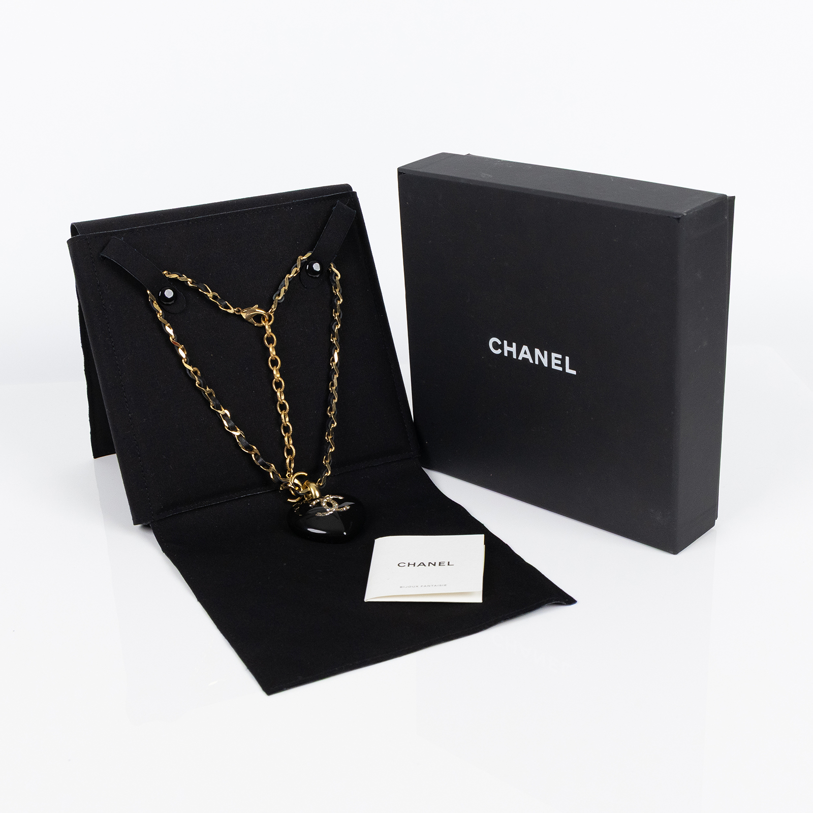 香奈兒 CHANEL CC LOGO 項鍊 D21P 黑愛心項鍊 原廠盒子