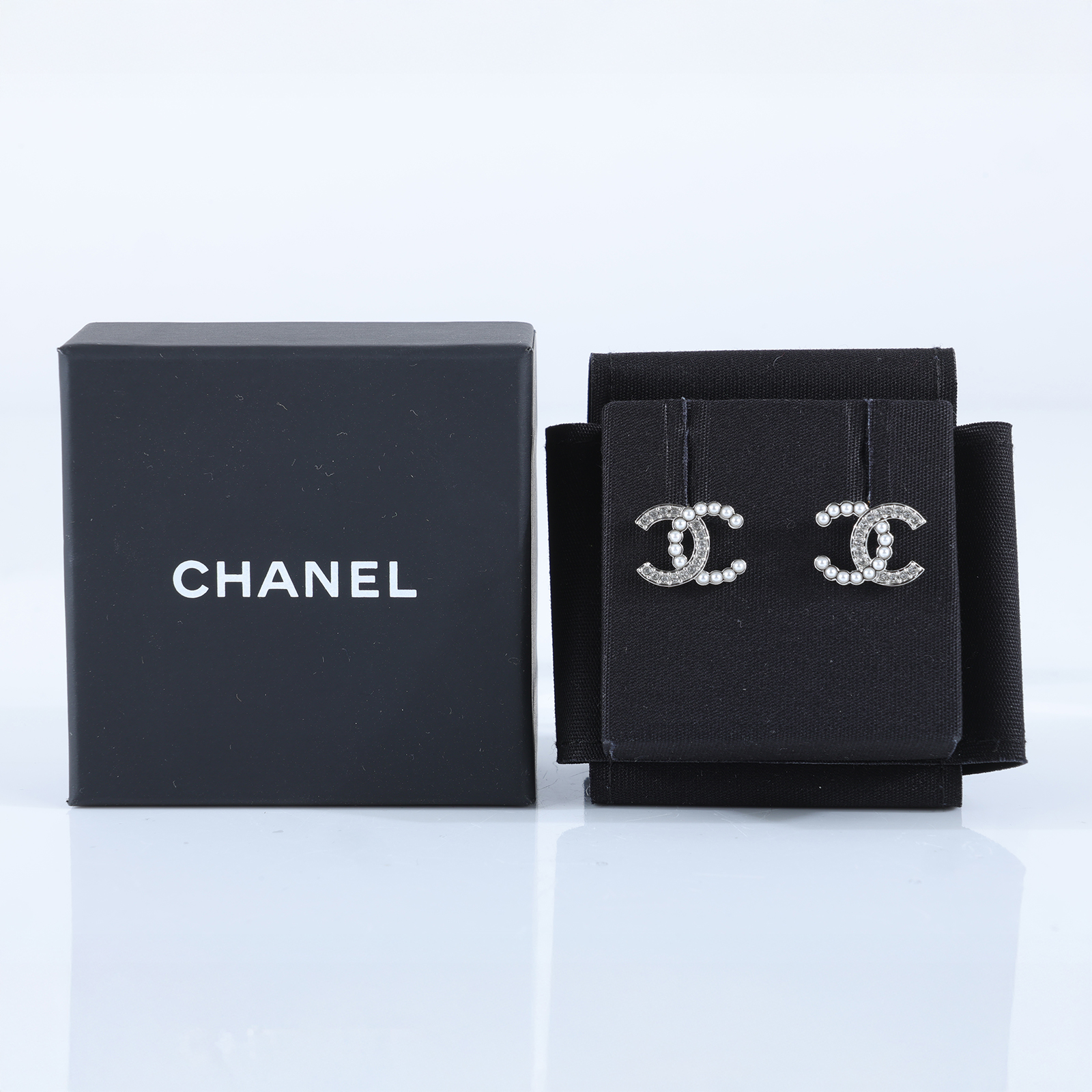 香奈兒 CHANEL CC LOGO 耳環 耳釘 B25V 水鑽珍珠雙C耳環 原廠盒子