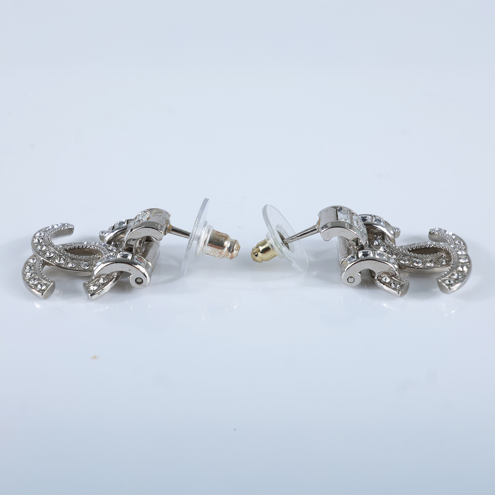 香奈兒 CHANEL CC LOGO 耳環 耳釘 A23 P 銀色水鑽雙C耳環 無附屬品