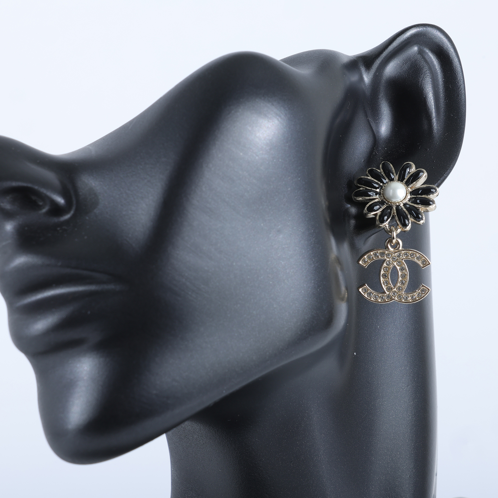 香奈兒 CHANEL CC LOGO 耳環 耳釘 A22K 金色雙C花卉垂墜耳環 原廠盒子