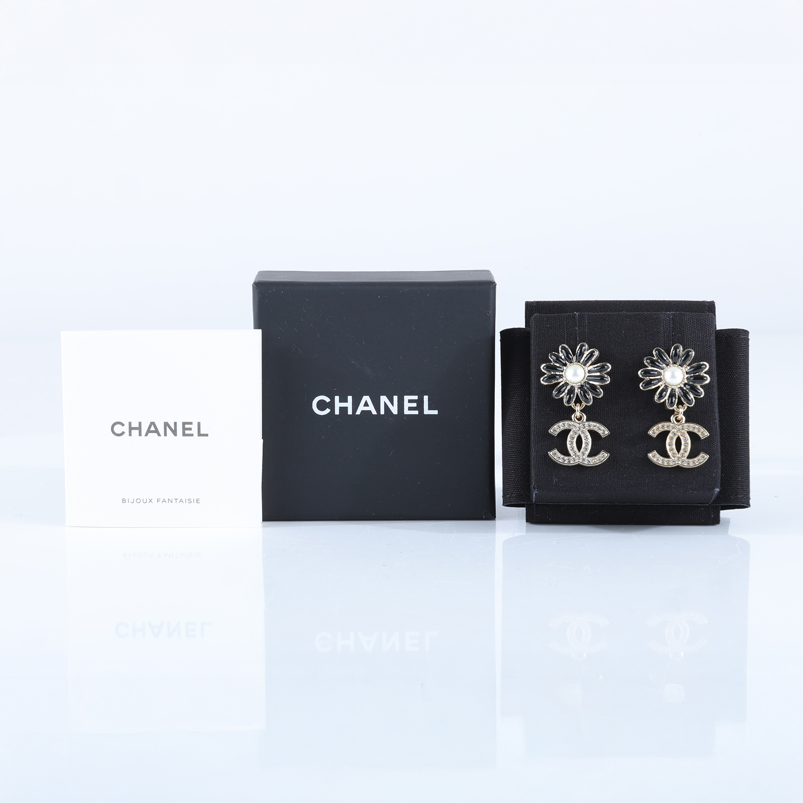 香奈兒 CHANEL CC LOGO 耳環 耳釘 A22K 金色雙C花卉垂墜耳環 原廠盒子