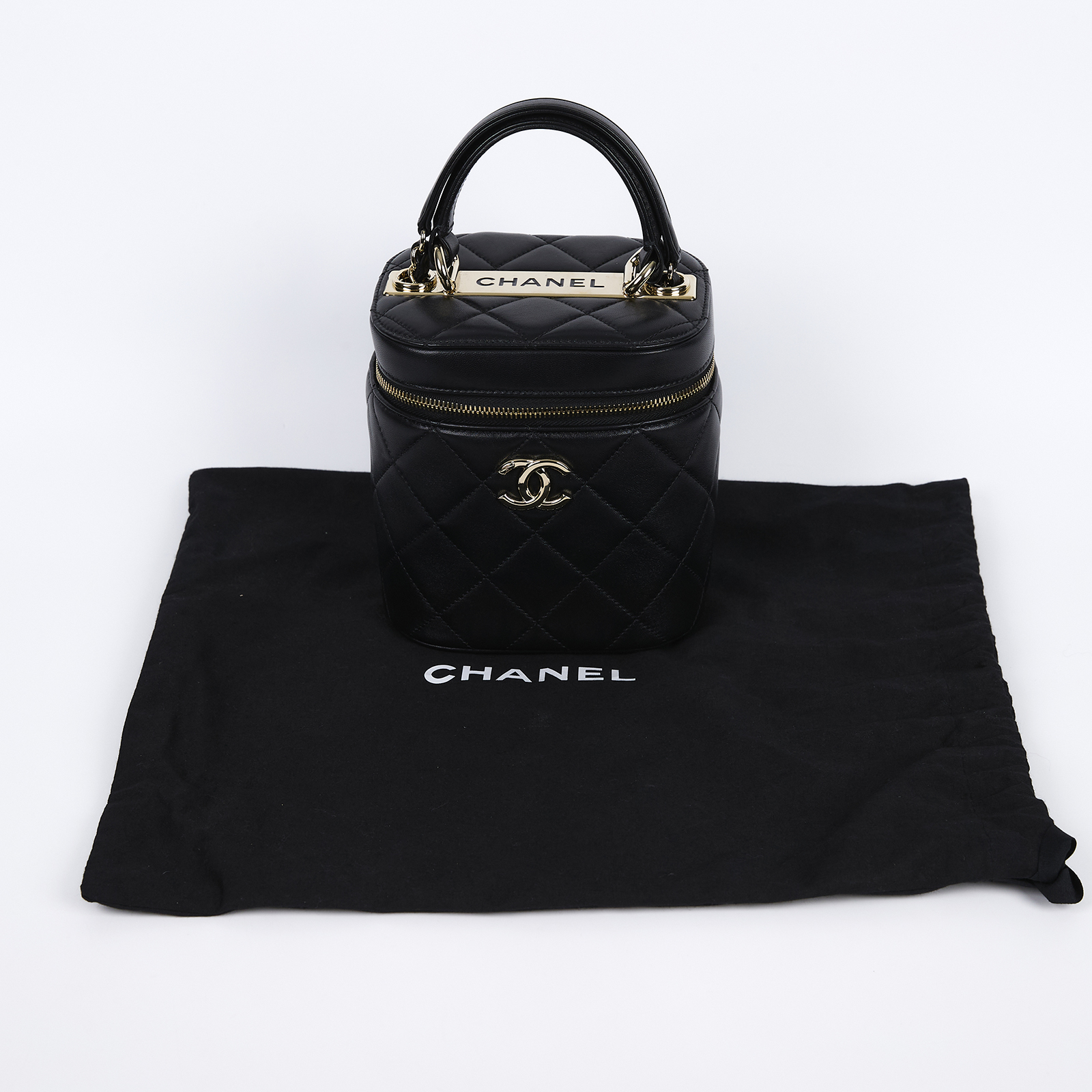 香奈兒 CHANEL 菱格紋 水桶 化妝包 AS1626 30開 黑TRENDY化妝箱 防塵袋/保證卡