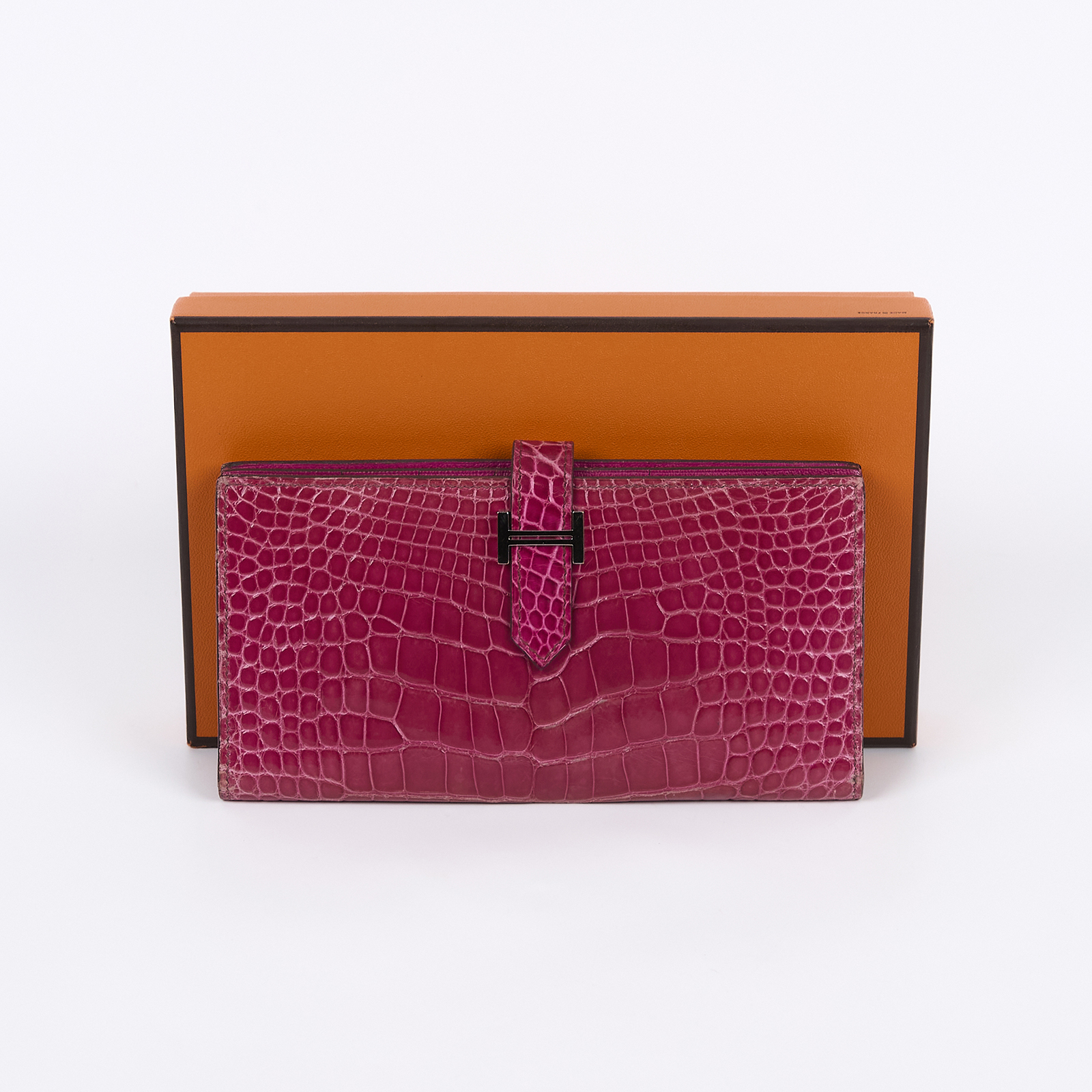 愛馬仕 Hermes Bearn Soufflet 長夾 銀色五金 桃紅色 H047208CK5J /口M刻 FUCHSIA鱷魚皮BEARN長夾 原廠盒子